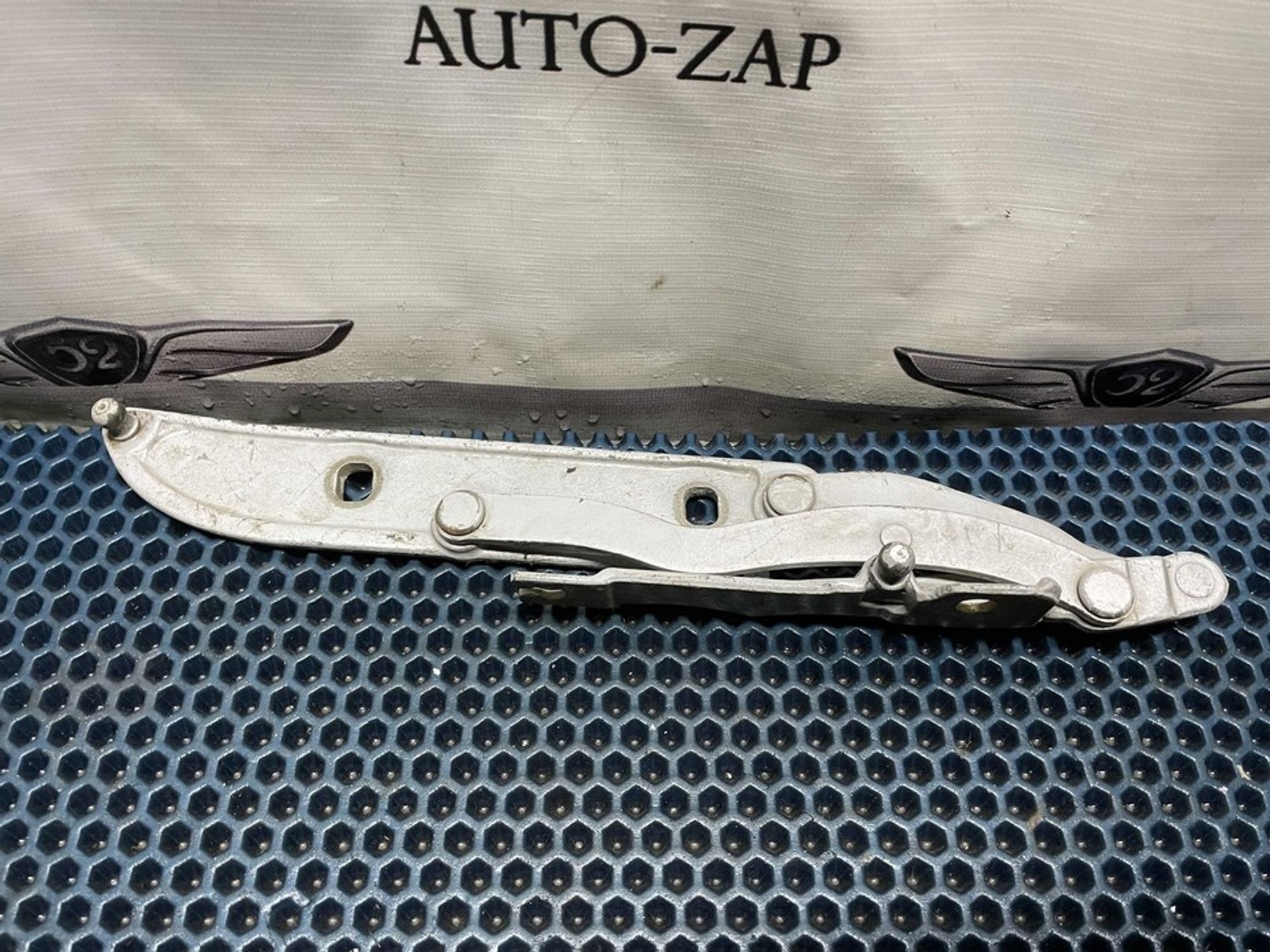 https://gcs.partsauto.market/rn-stockpro.appspot.com/thmbs/023b849d373d11de63dc0462f16639d7/3d5b3e346ab8e39acb766b996e070af5/2cfa152828372afb2efc87f2254e0b40.jpg