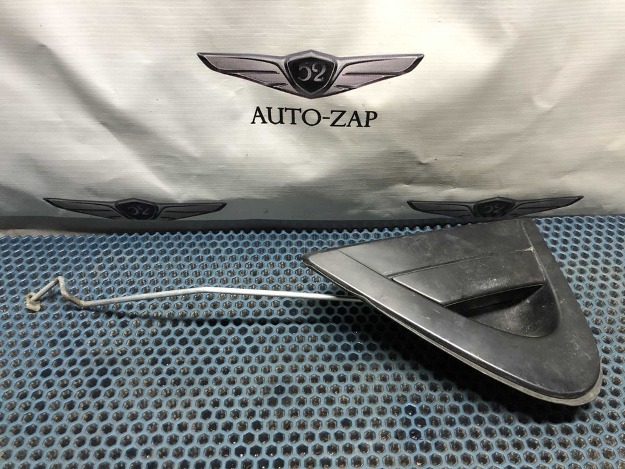 https://gcs.partsauto.market/rn-stockpro.appspot.com/thmbs/023b849d373d11de63dc0462f16639d7/5fcfbd2a0a2ca74d4703578387f2da54/539cccb1f88effe360facf102c28d86e.jpg