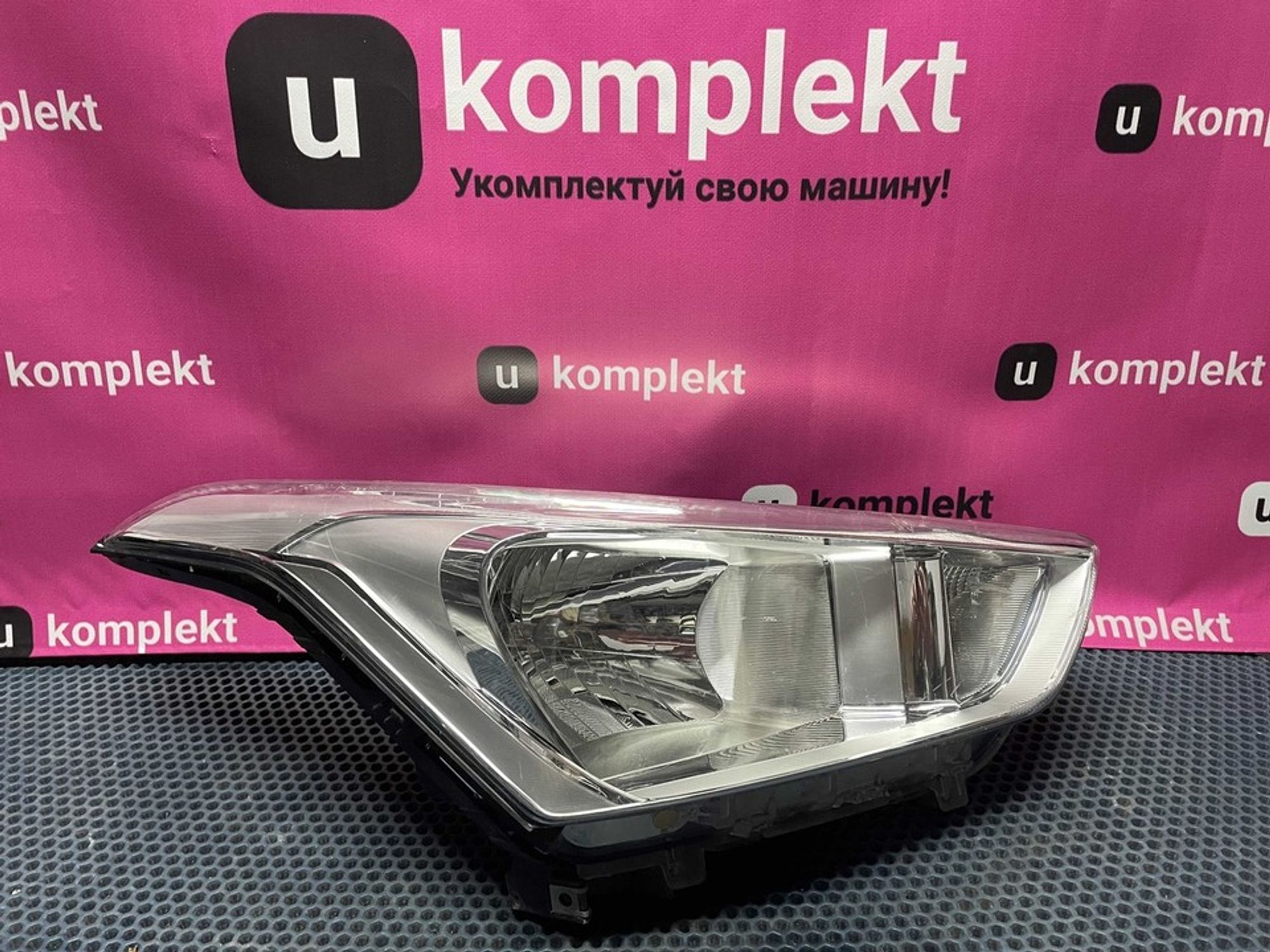92102M0000 Фара правая R Hyundai Creta I