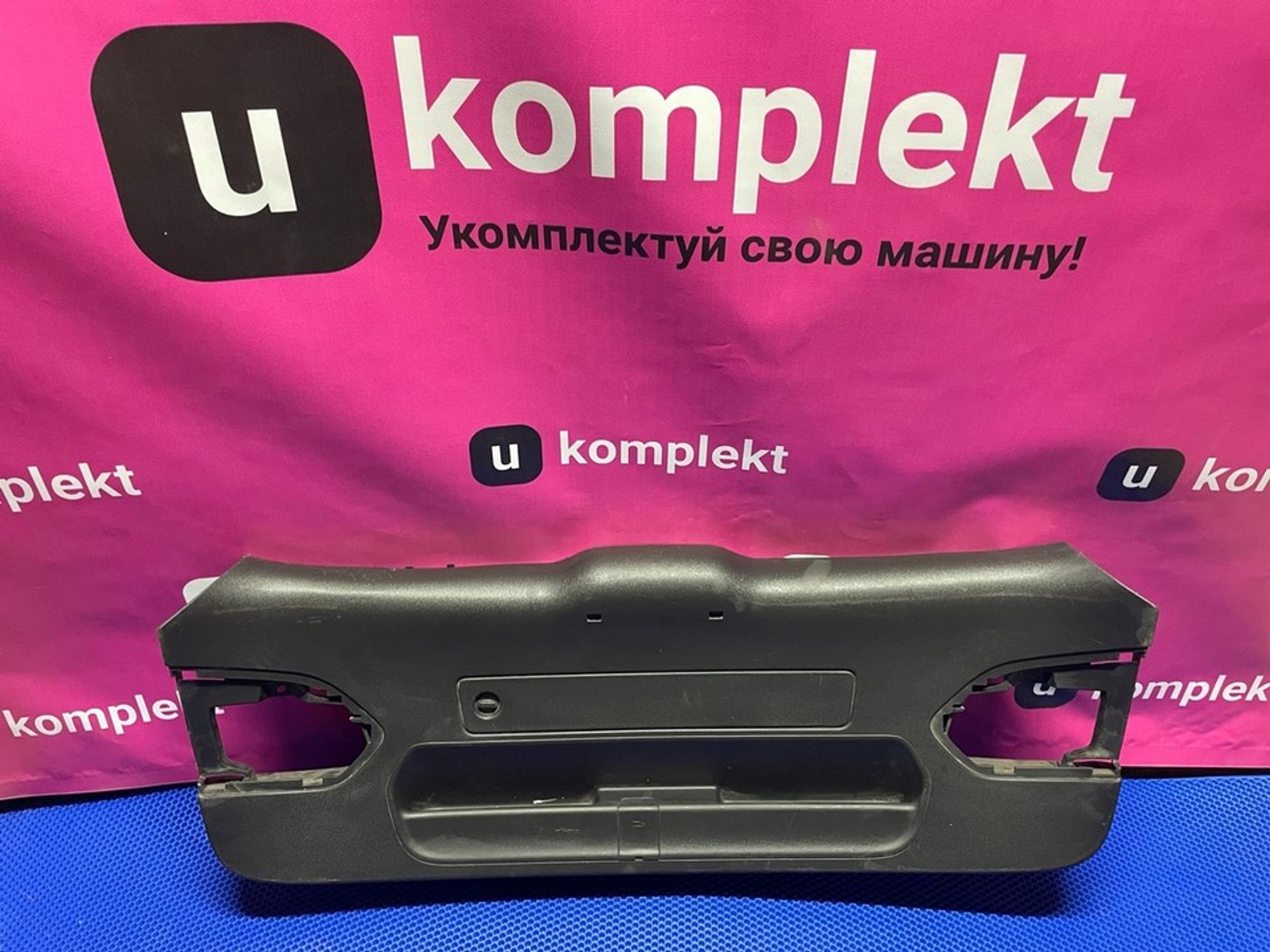 8U0867979 Обшивка двери/крышки багажника Audi Q3 8U
