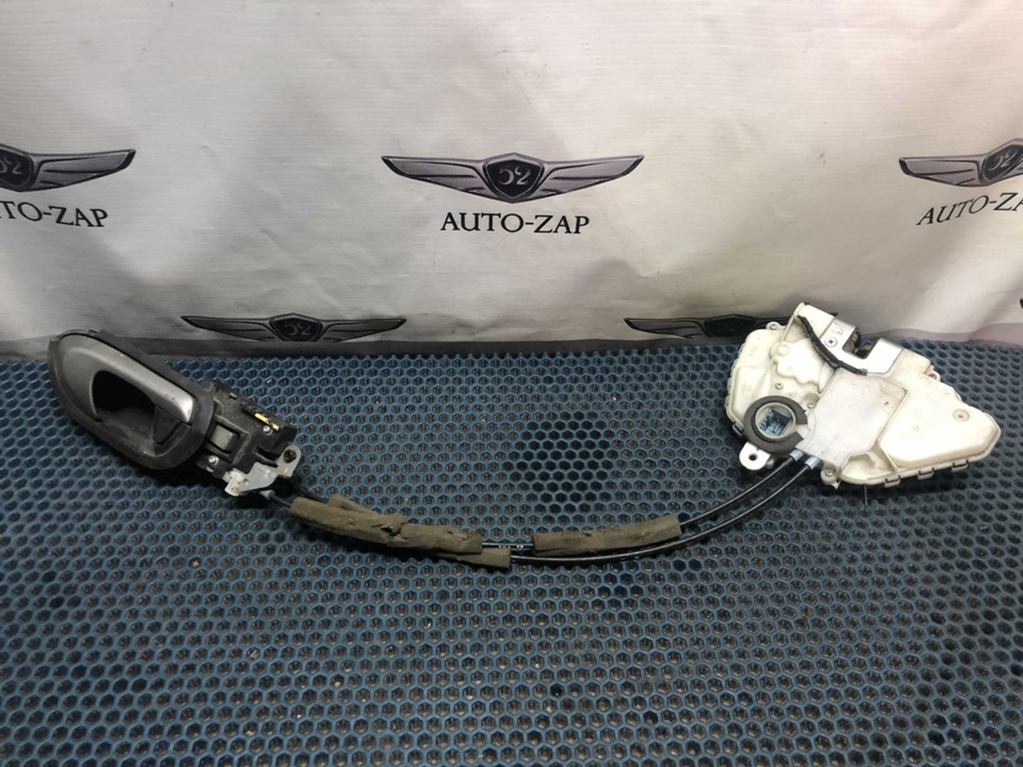 https://gcs.partsauto.market/rn-stockpro.appspot.com/thmbs/023b849d373d11de63dc0462f16639d7/e4c4af65d7c76843aaffefafb7631165/993c51ffe2bd7a1b12f487b3d879e3ac.jpg