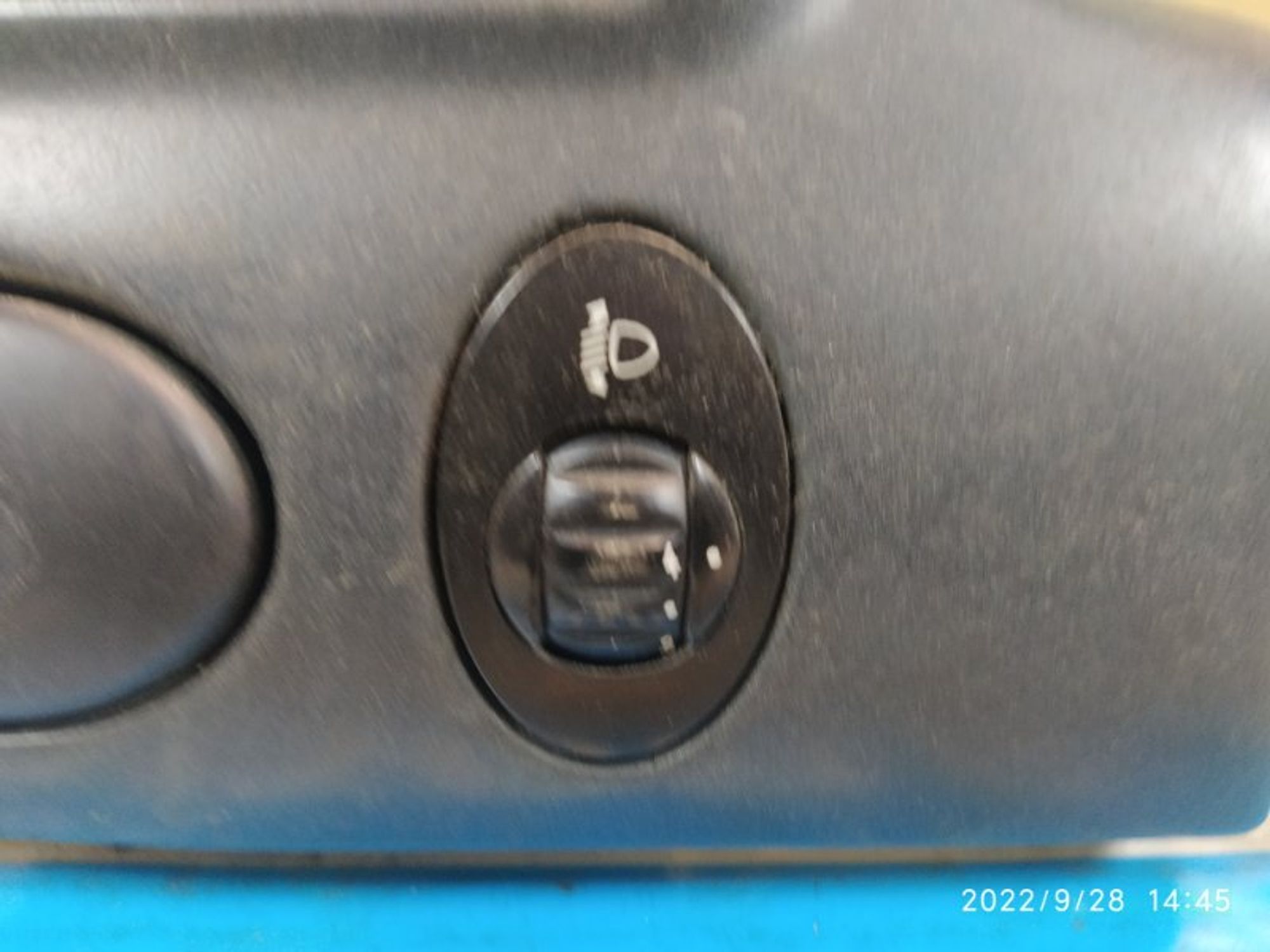 https://gcs.partsauto.market/rn-stockpro.appspot.com/thmbs/04b14f3e97906bf642f27fcd69e72bf8/0efd17620ed0aecdae39f19f9d1d0e3c/a2d0d5fcea405a498ac32a5b8a94d139.jpg