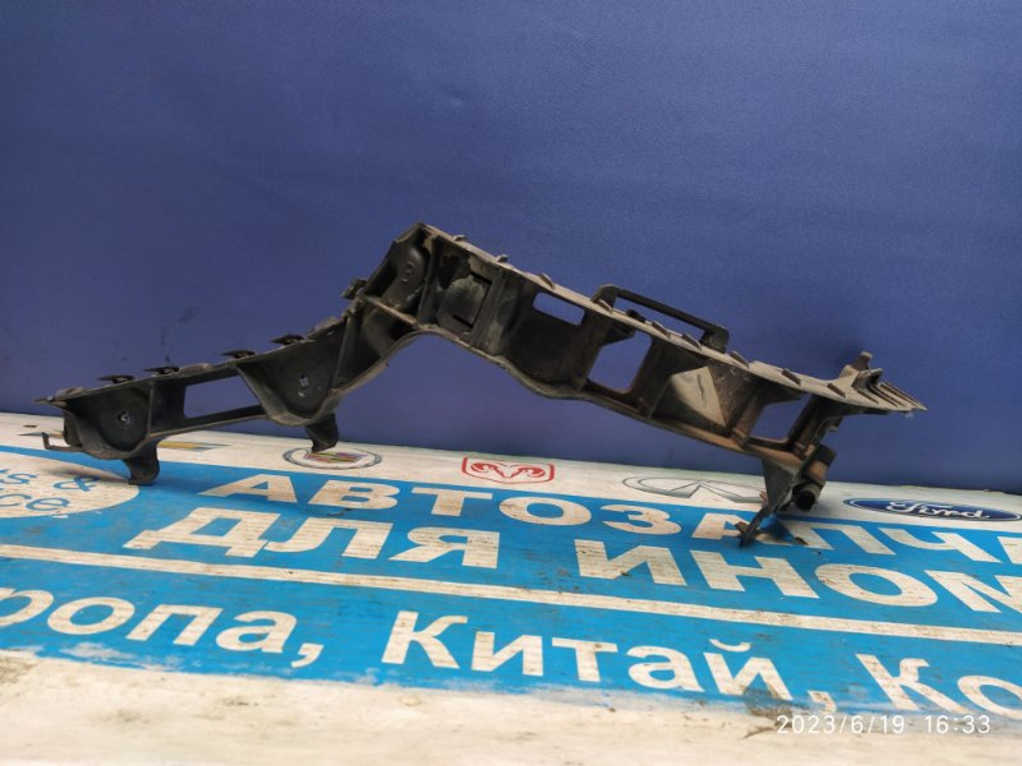 https://gcs.partsauto.market/rn-stockpro.appspot.com/thmbs/04b14f3e97906bf642f27fcd69e72bf8/118547597d98785f51d62338695e78e0/66fcdb1e72f8212652dda4d056ac22bd.jpg