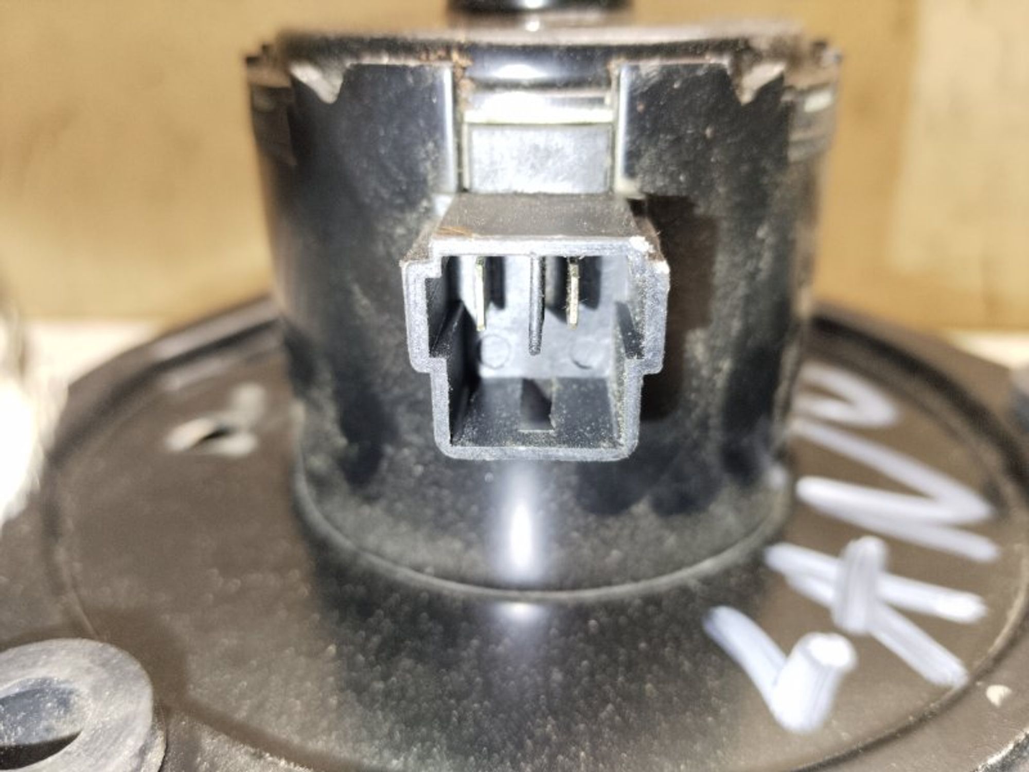 https://gcs.partsauto.market/rn-stockpro.appspot.com/thmbs/04b14f3e97906bf642f27fcd69e72bf8/1694e6e3e5a63d99fb0f32881dab6c60/ad95bb68acfeaa44e96c7f635e4ede32.jpg