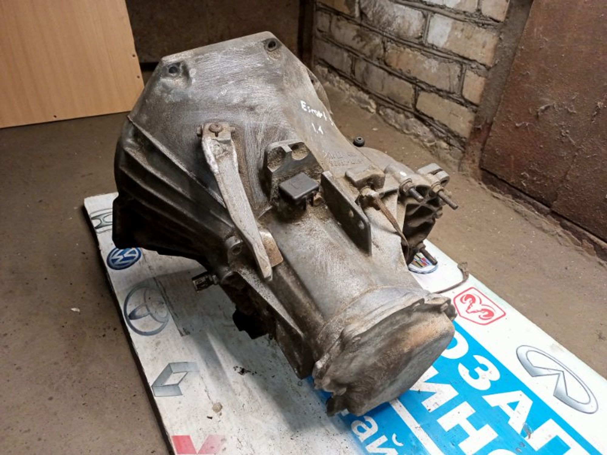 https://gcs.partsauto.market/rn-stockpro.appspot.com/thmbs/04b14f3e97906bf642f27fcd69e72bf8/399f9ab2565b56f8c6bc8618b052590d/a625a7e95df4b74407179a950b060745.jpg