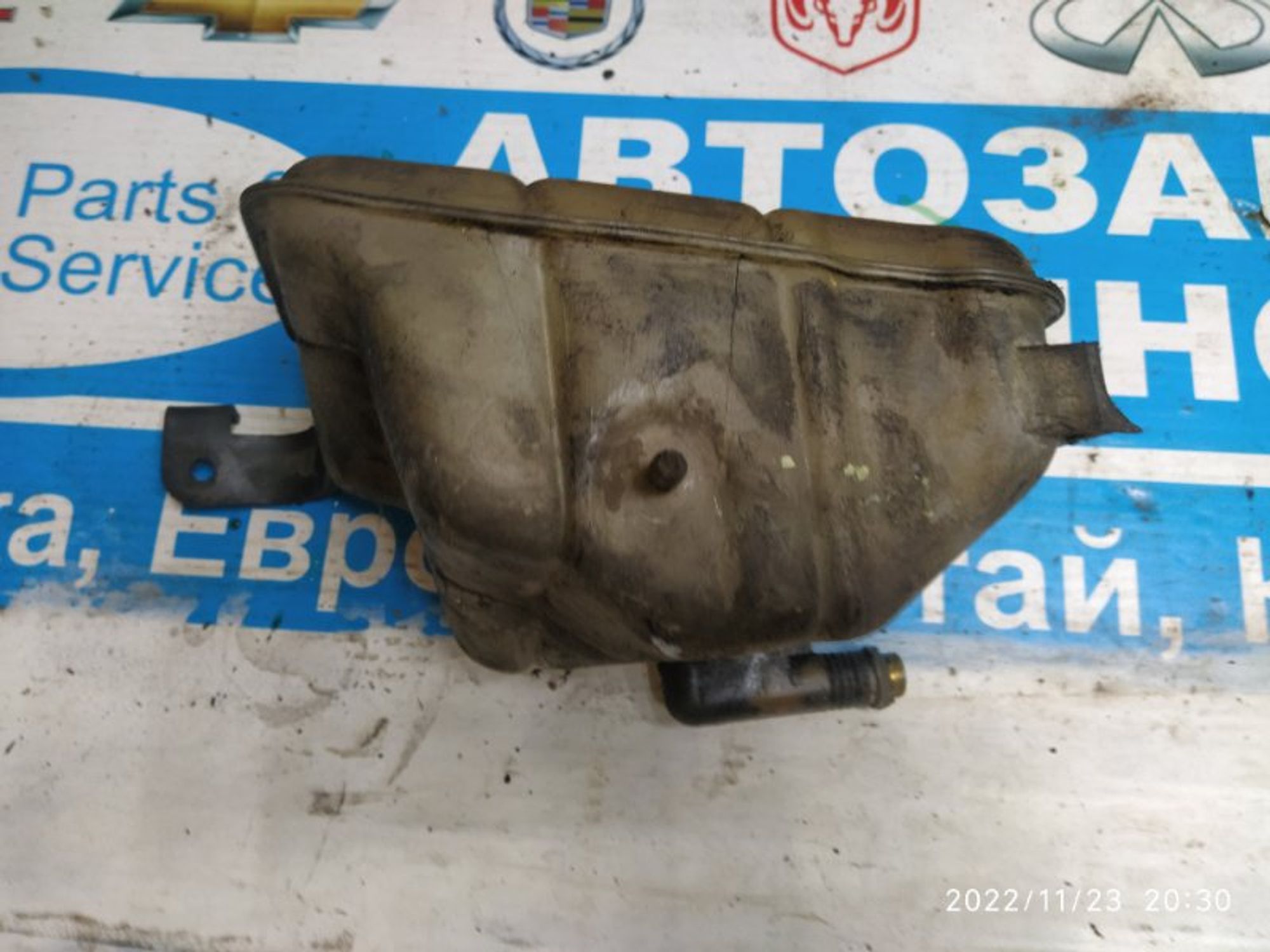 https://gcs.partsauto.market/rn-stockpro.appspot.com/thmbs/04b14f3e97906bf642f27fcd69e72bf8/543f2b724ccf438b915f33672e5910fa/d19b765bbedde5ef53d9eae38952730d.jpg