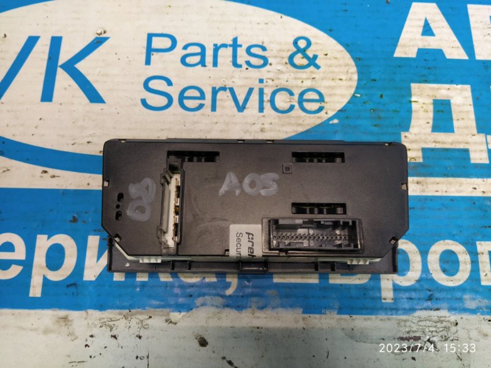 https://gcs.partsauto.market/rn-stockpro.appspot.com/thmbs/04b14f3e97906bf642f27fcd69e72bf8/686eae6d8aaa5836002a365ee325caf2/35adab1dd47e8e6e0ee3ac750416147f.jpg