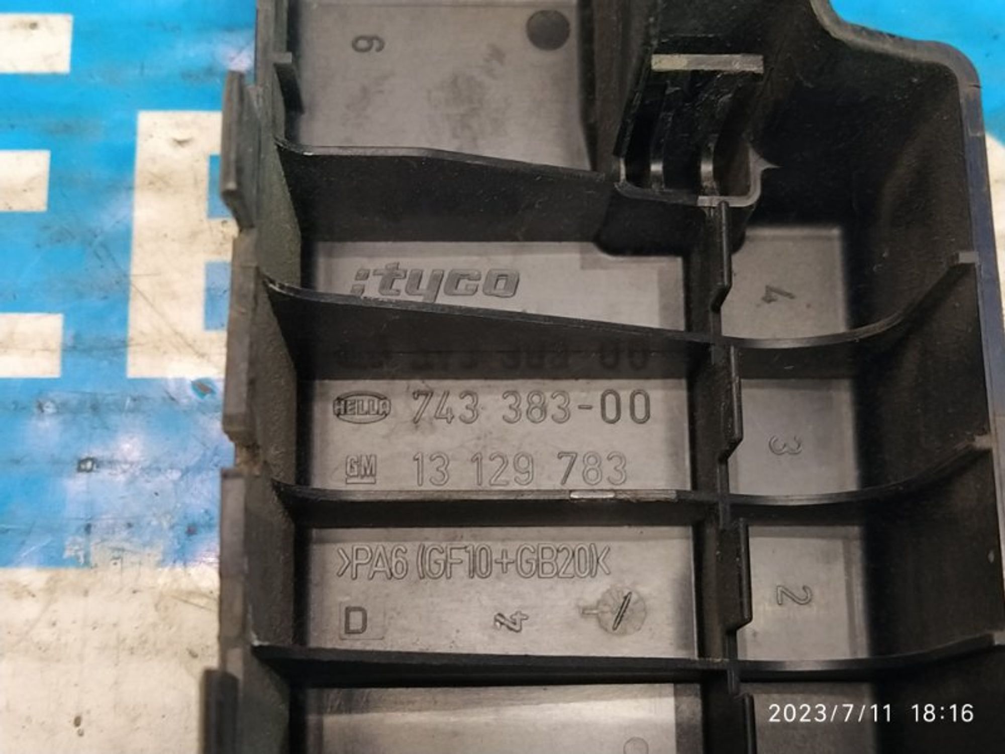 https://gcs.partsauto.market/rn-stockpro.appspot.com/thmbs/04b14f3e97906bf642f27fcd69e72bf8/787b00cdb710ee118367792493bc1118/ac811924477514dd71ba87c6be915d25.jpg