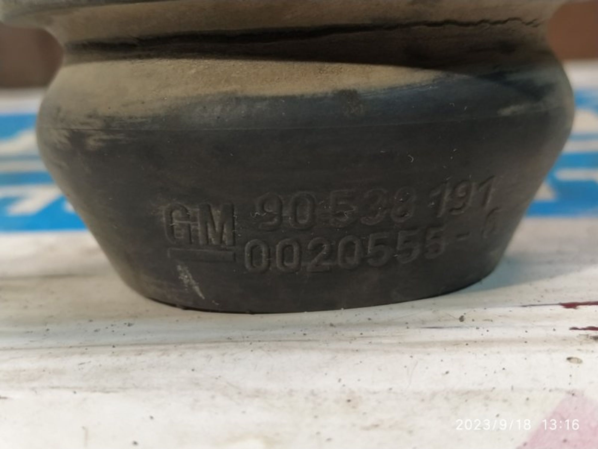 https://gcs.partsauto.market/rn-stockpro.appspot.com/thmbs/04b14f3e97906bf642f27fcd69e72bf8/8edf9456585c0cb8a585775792209b42/9e610c6cd38db108e79555a6fb0d63f9.jpg