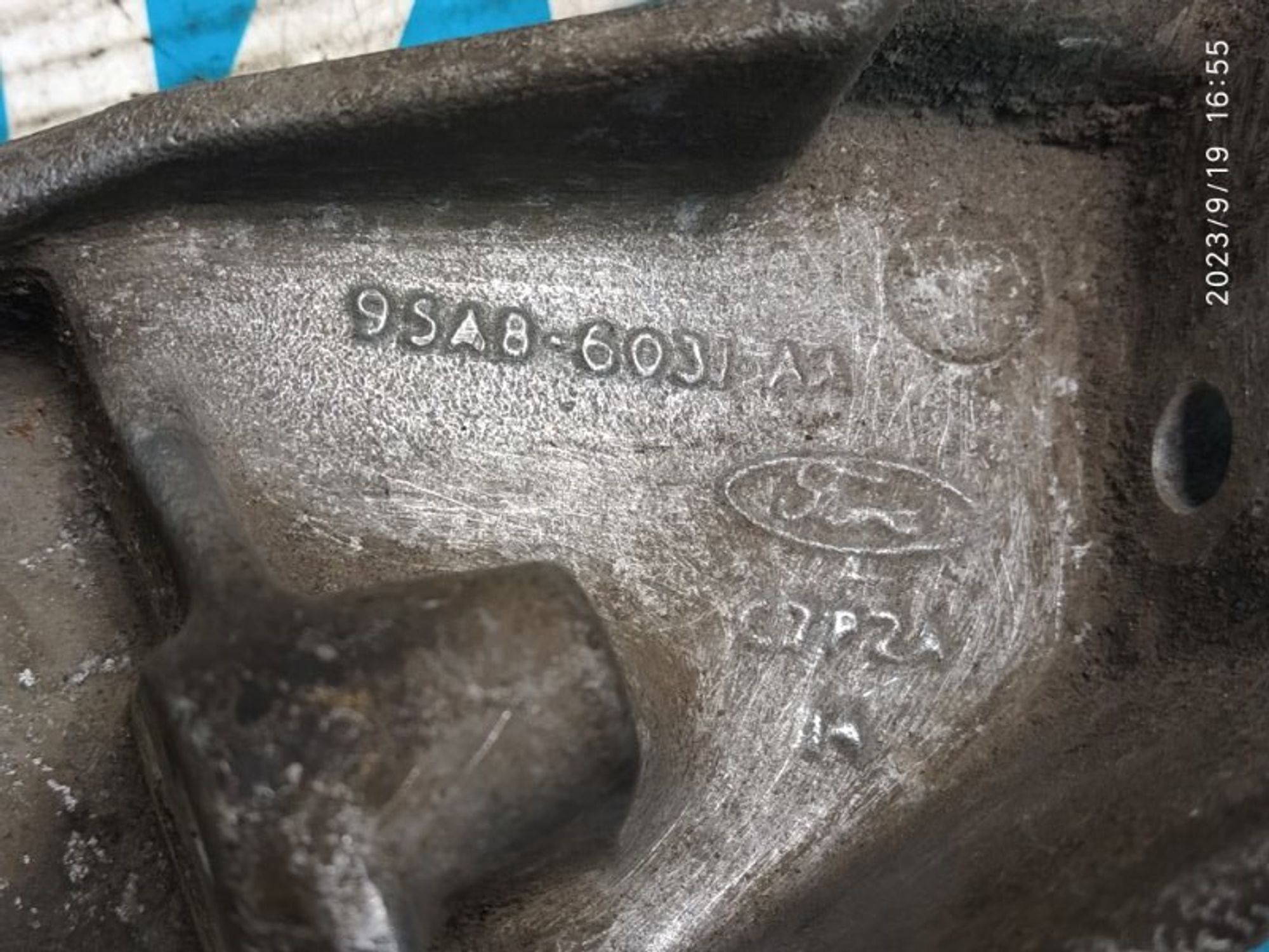 https://gcs.partsauto.market/rn-stockpro.appspot.com/thmbs/04b14f3e97906bf642f27fcd69e72bf8/8f59b6bec87b431e961fc790e7e9ccfd/cdbbfd0278999b799f8458c6c36a7970.jpg