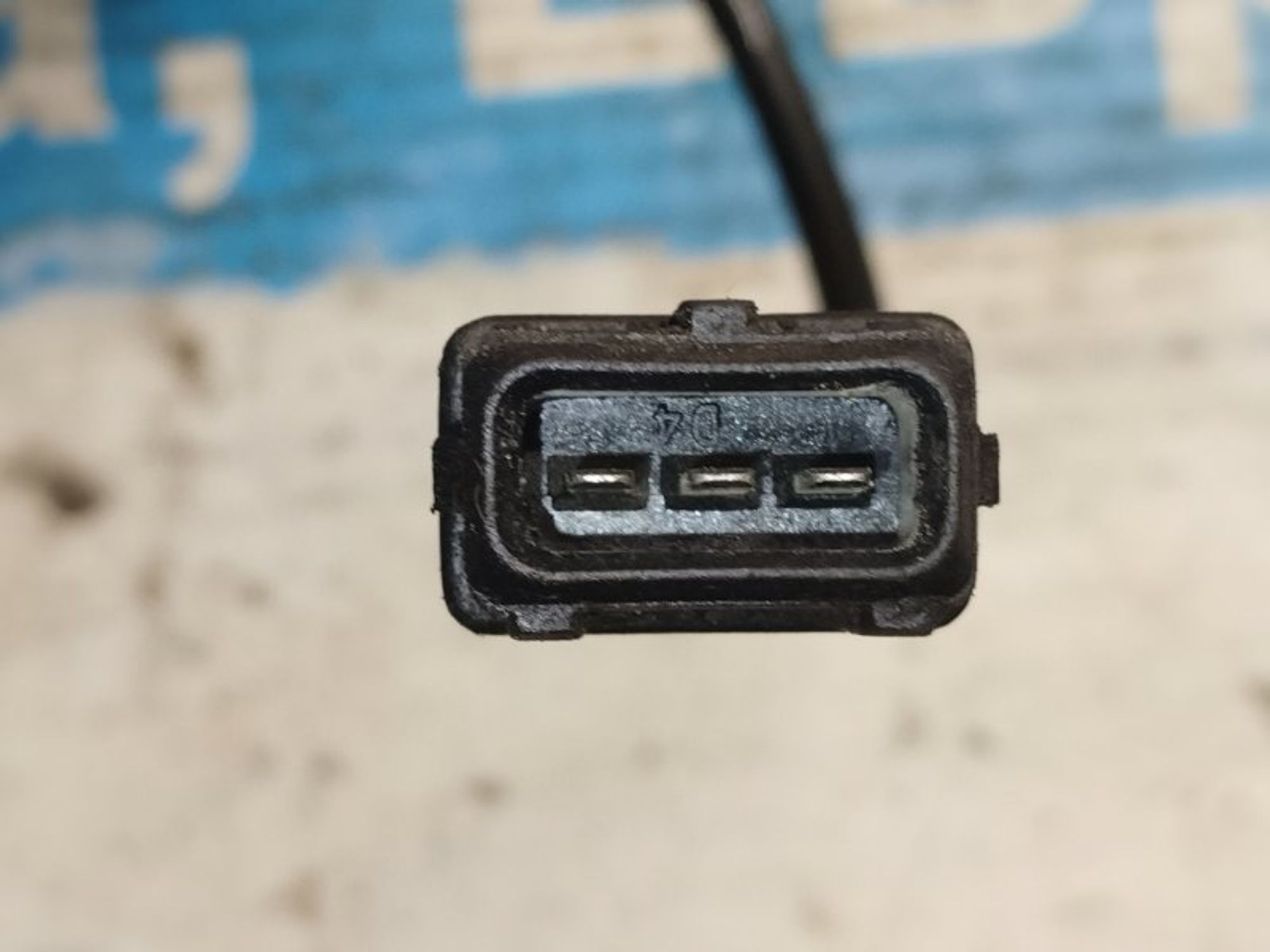 https://gcs.partsauto.market/rn-stockpro.appspot.com/thmbs/04b14f3e97906bf642f27fcd69e72bf8/a5442b7f240d415ca8ac0e5f6f565945/35c7c7dc5c33447ed6fcb4ef42419609.jpg