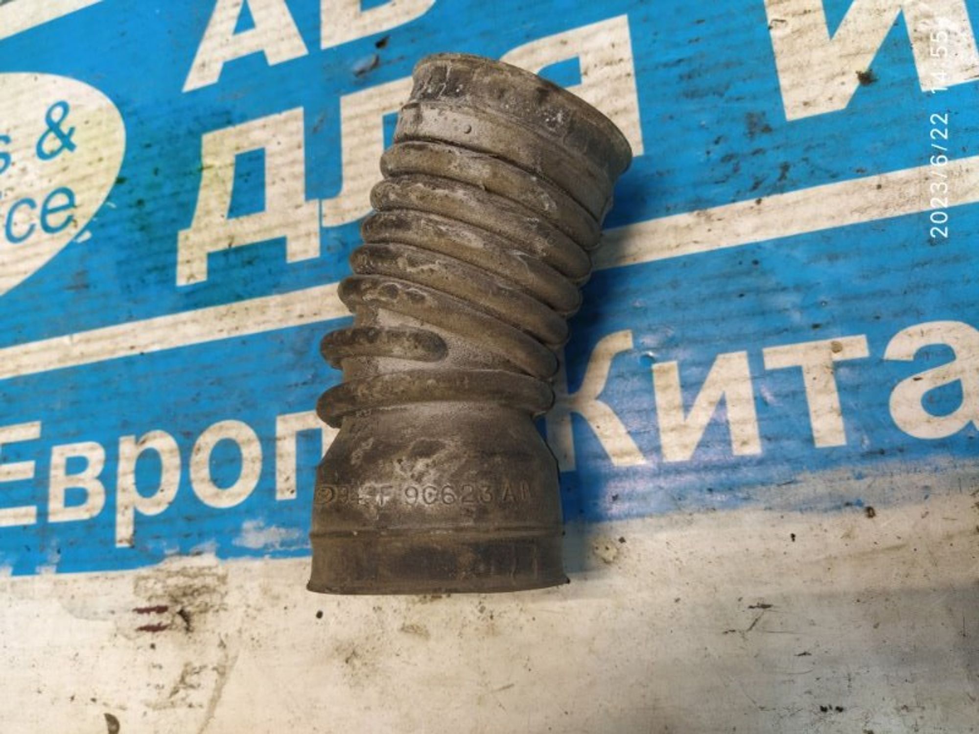https://gcs.partsauto.market/rn-stockpro.appspot.com/thmbs/04b14f3e97906bf642f27fcd69e72bf8/af2d7c2955d782ea183e0d152db95b3a/cf383c21ede76f84b3a423fdfbcef2a8.jpg