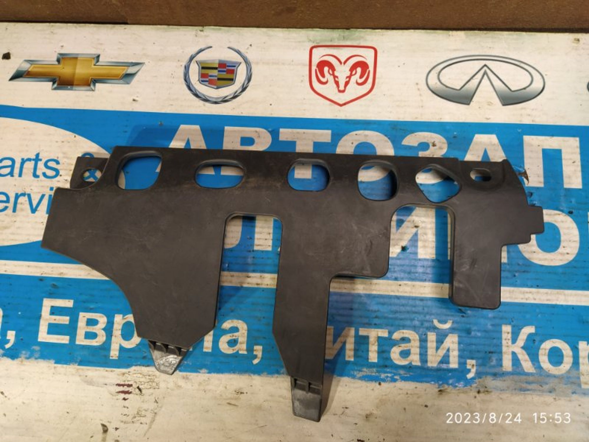 https://gcs.partsauto.market/rn-stockpro.appspot.com/thmbs/04b14f3e97906bf642f27fcd69e72bf8/bd8f9aa0bc86714b9371ff09dbc0fd64/ee29d7309d98a9320aca474df97efc0b.jpg