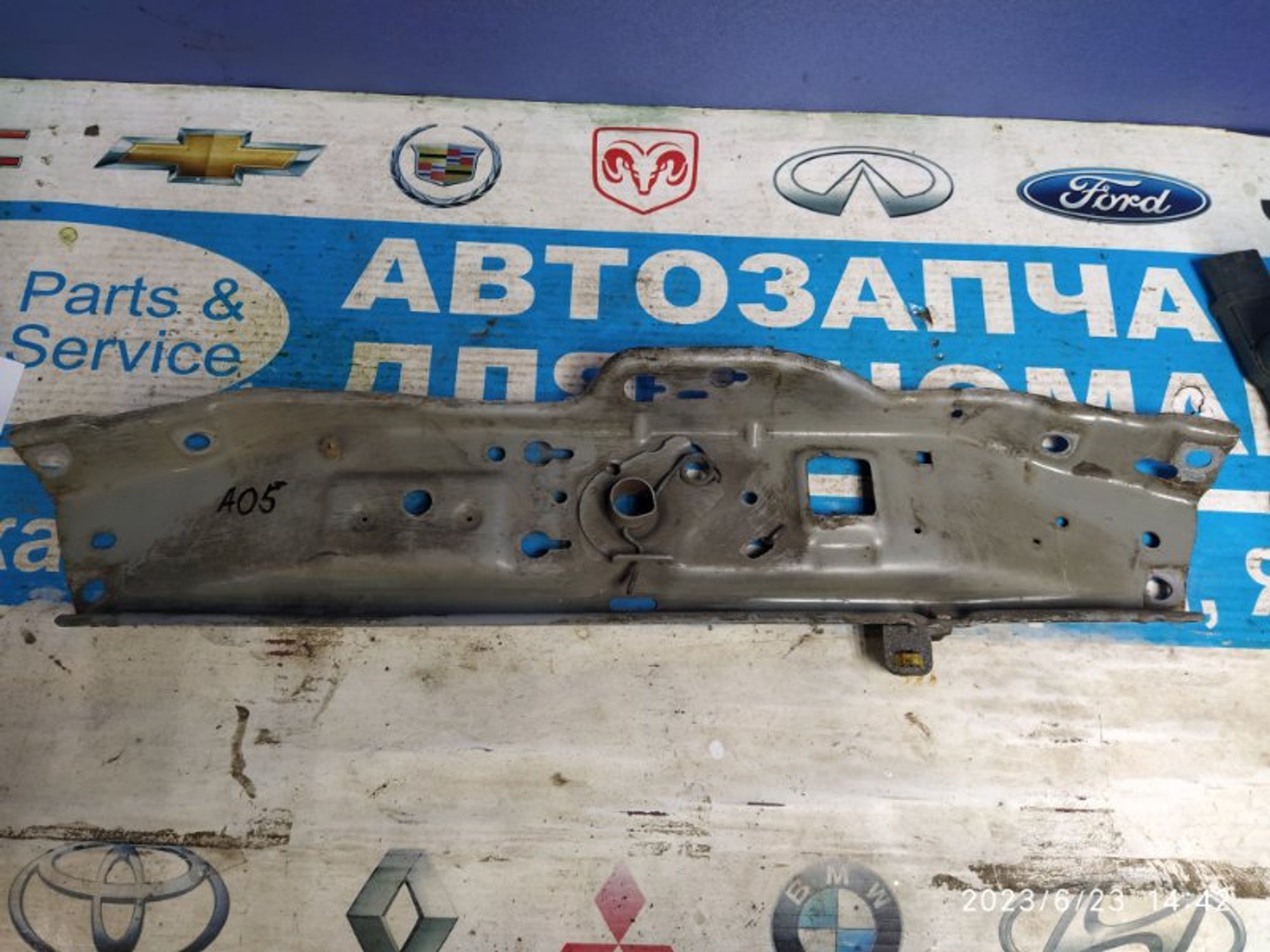 https://gcs.partsauto.market/rn-stockpro.appspot.com/thmbs/04b14f3e97906bf642f27fcd69e72bf8/cc7592b7d722dcd556186f081cfd45a7/6da9898e8c378a0a611533e6d41ca573.jpg