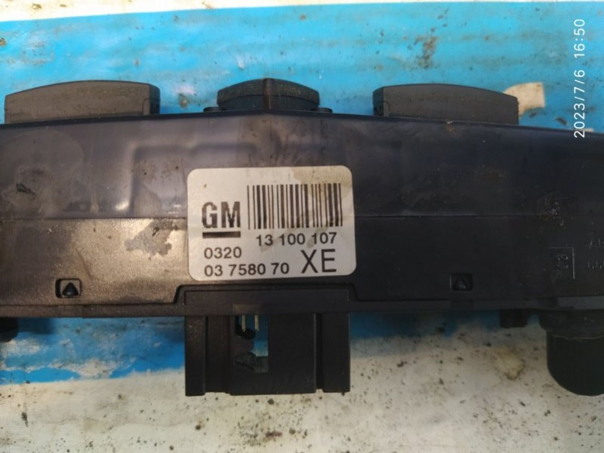 https://gcs.partsauto.market/rn-stockpro.appspot.com/thmbs/04b14f3e97906bf642f27fcd69e72bf8/e5b4a7fe21a5e66d0cb5c6a776e48ced/2bf2be5a1a76fc2e3b96afa1120904ba.jpg
