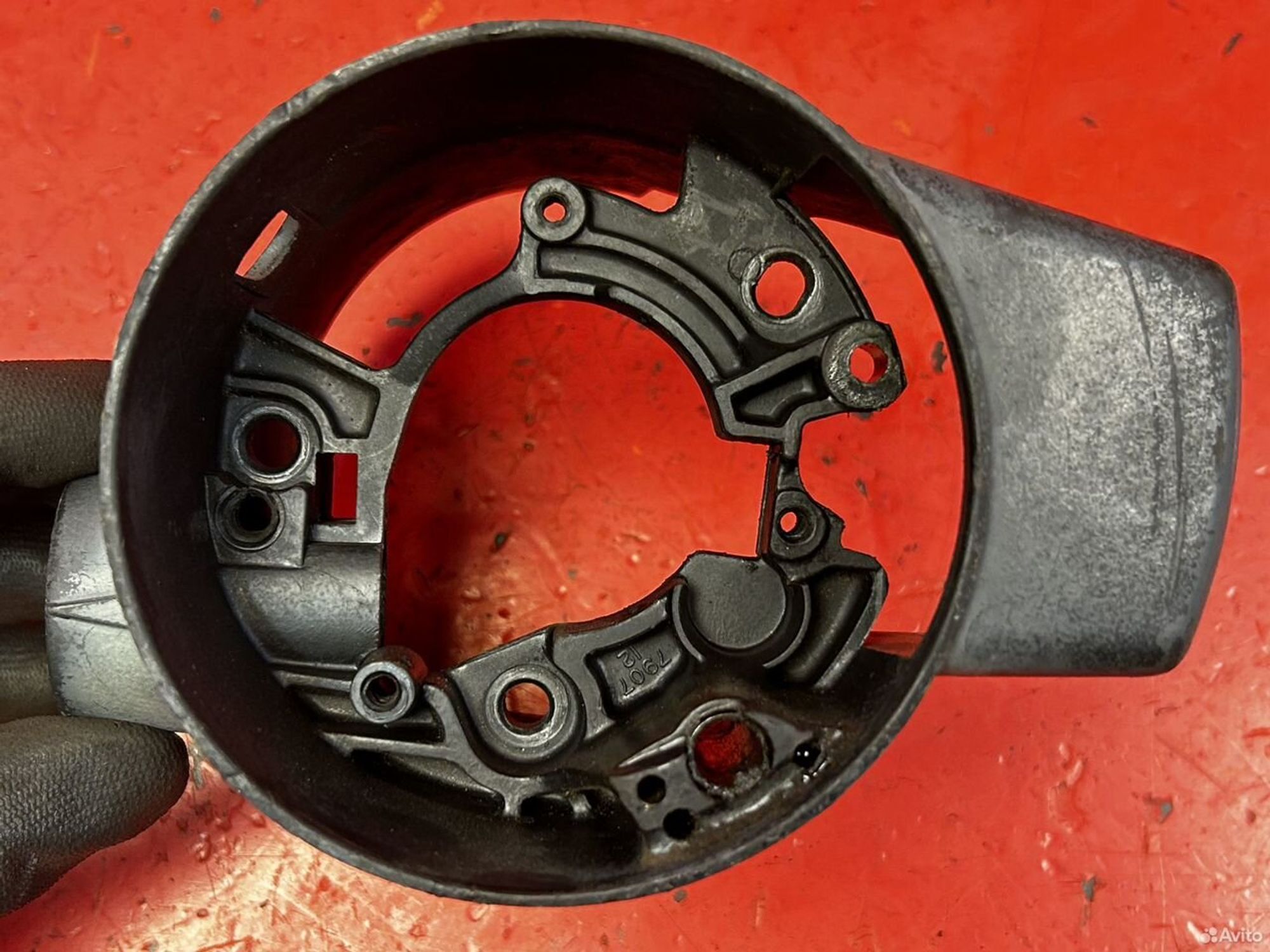 https://gcs.partsauto.market/rn-stockpro.appspot.com/thmbs/08c505d7400d589e73a6418cdd15f96a/22b1f2ba701cc49dfd140e6f1a0fec69/bd19de53060663eb5a172eb4ba03c978.jpg