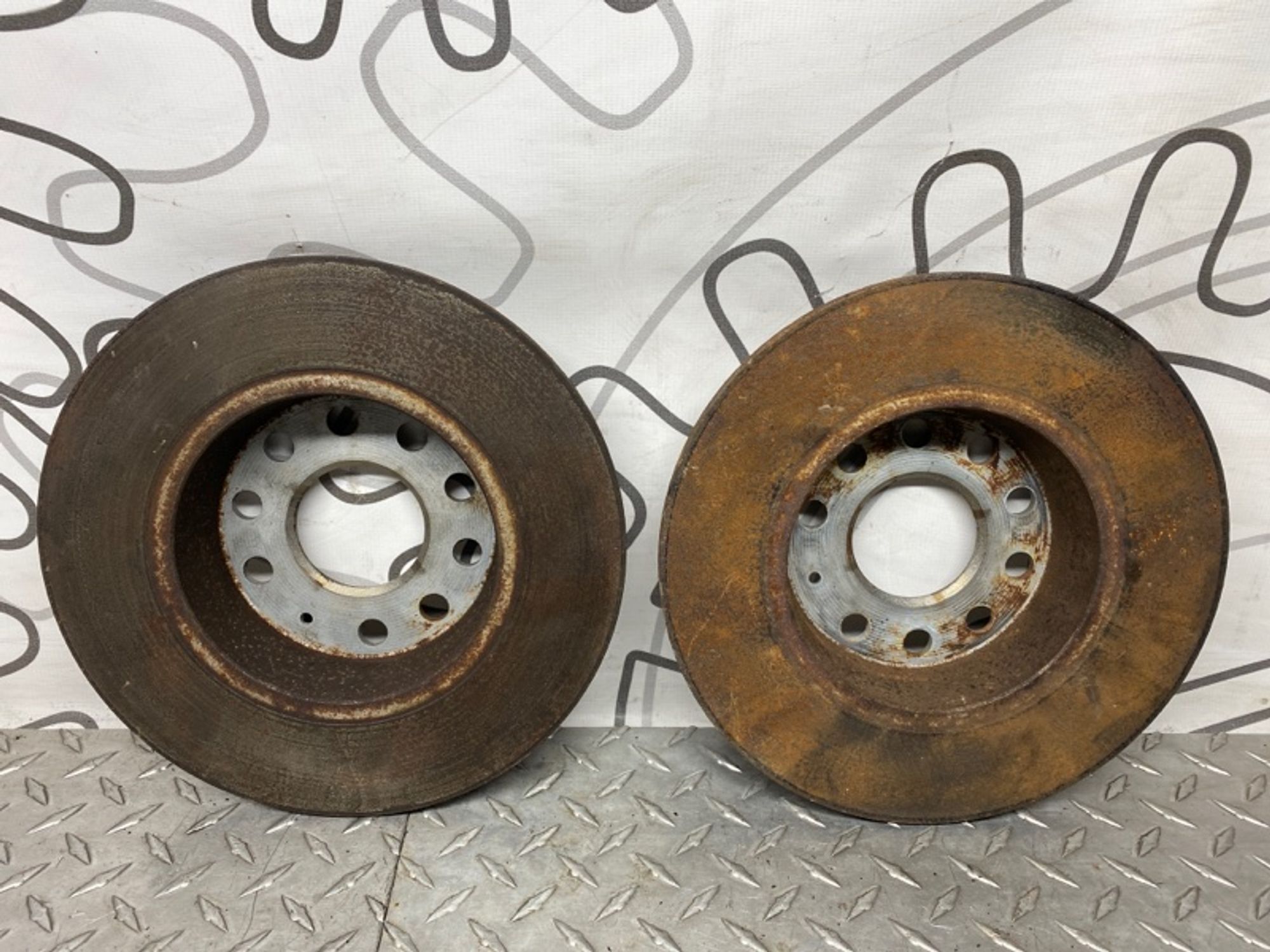 https://gcs.partsauto.market/rn-stockpro.appspot.com/thmbs/09666ac43eaebd93bcda7818c490e81d/96db9f0b759775809940a7d331f85166/fb3e19eadb2ba8e14a21b58d26df7b01.jpg