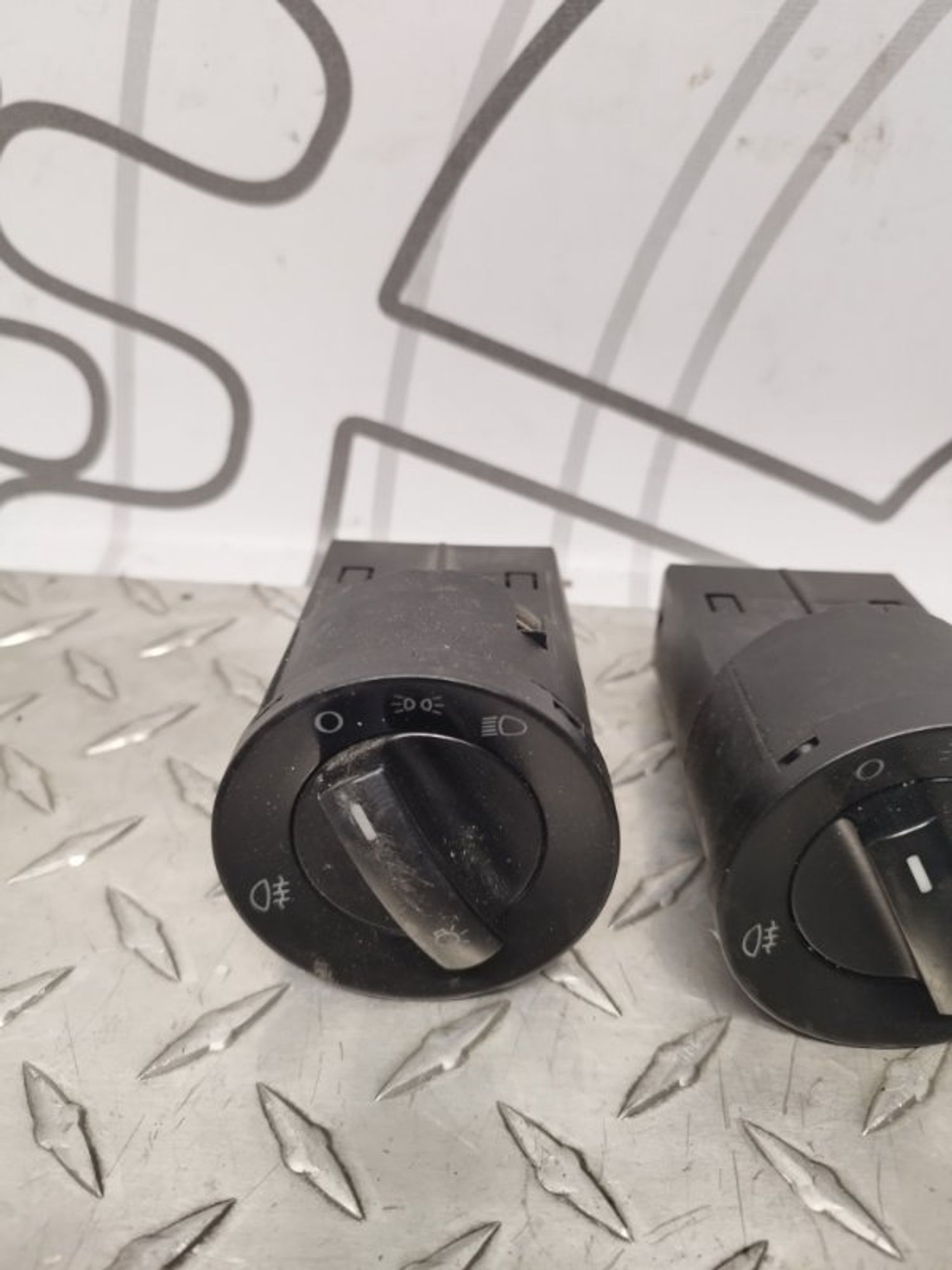 https://gcs.partsauto.market/rn-stockpro.appspot.com/thmbs/09666ac43eaebd93bcda7818c490e81d/99d297b1f5c4314b8d22ee7bd9a5f46c/6611b0d390d9e40de03618045e6bd216.jpg