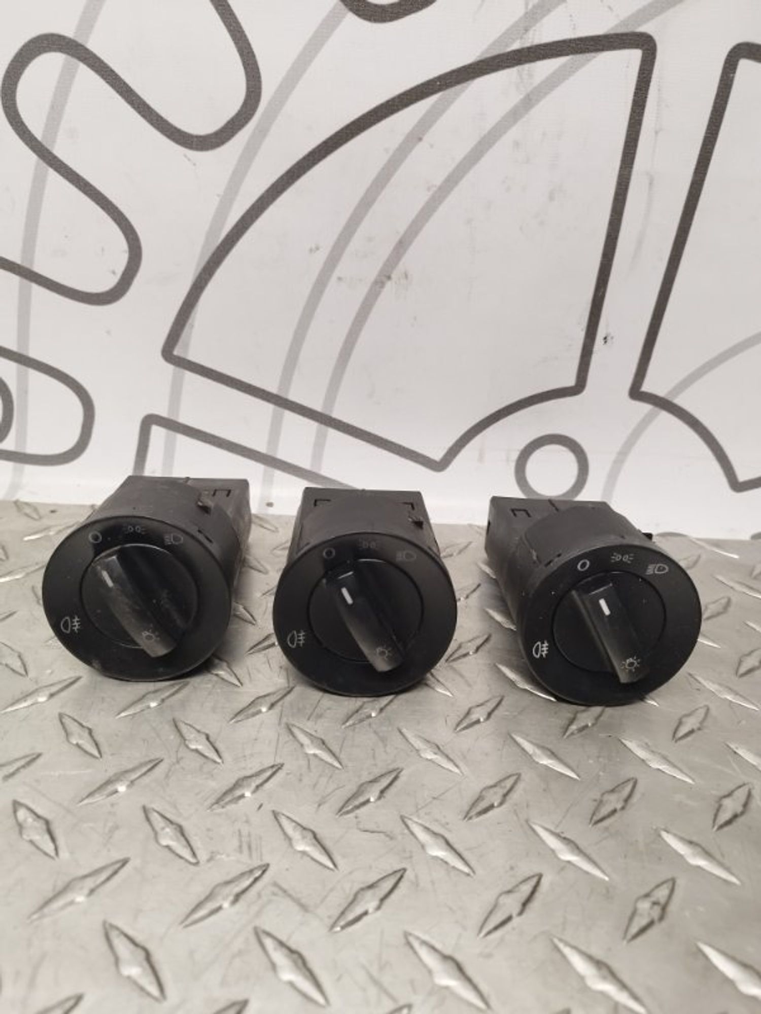 https://gcs.partsauto.market/rn-stockpro.appspot.com/thmbs/09666ac43eaebd93bcda7818c490e81d/99d297b1f5c4314b8d22ee7bd9a5f46c/a9ed26939cbc2d204e8ce931e9ae658f.jpg
