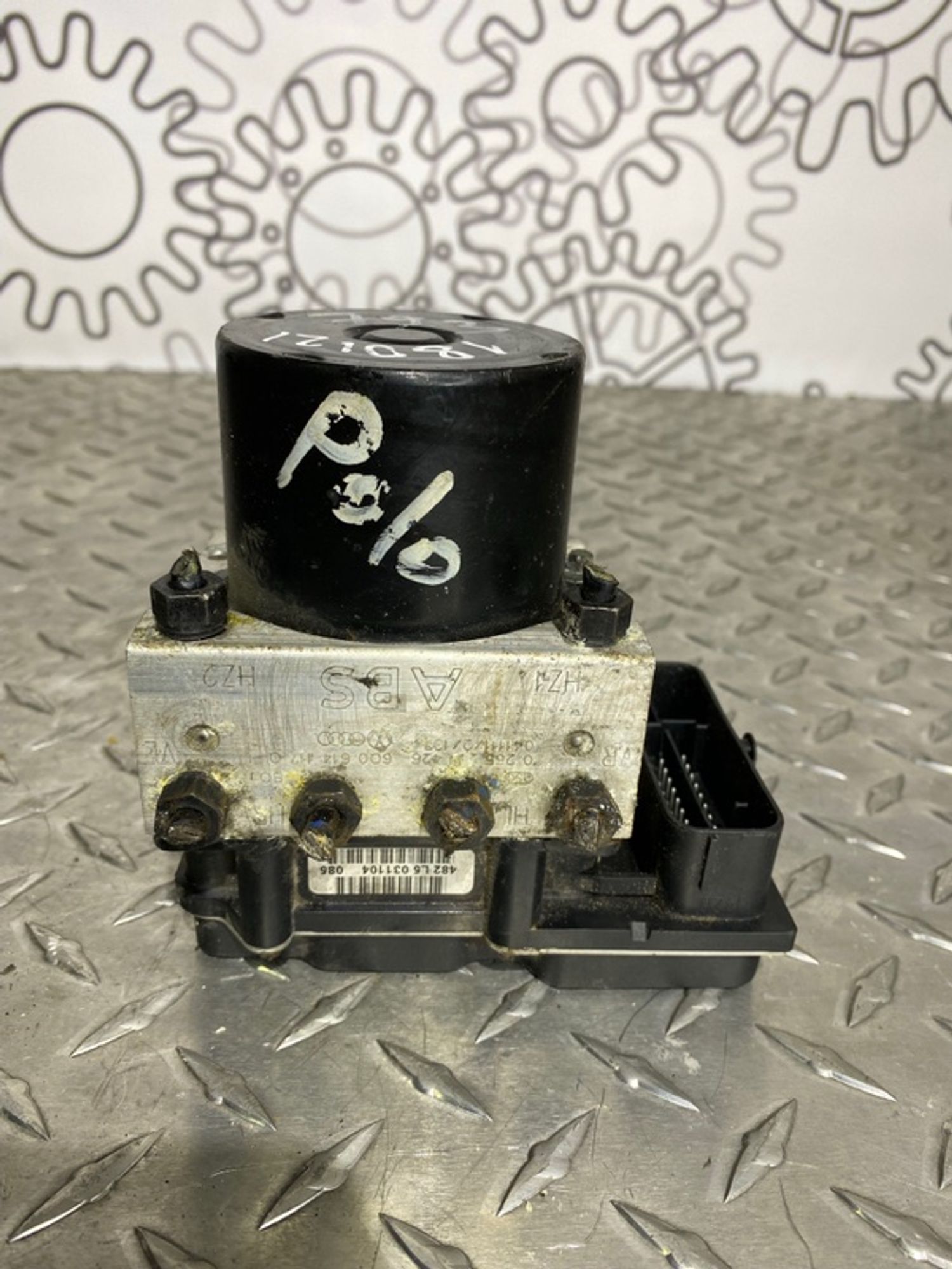 https://gcs.partsauto.market/rn-stockpro.appspot.com/thmbs/09666ac43eaebd93bcda7818c490e81d/bfa7879105d9f166ff12e46a3f22749e/caaaa3bcf1b15bd5893d3274502b8c50.jpg