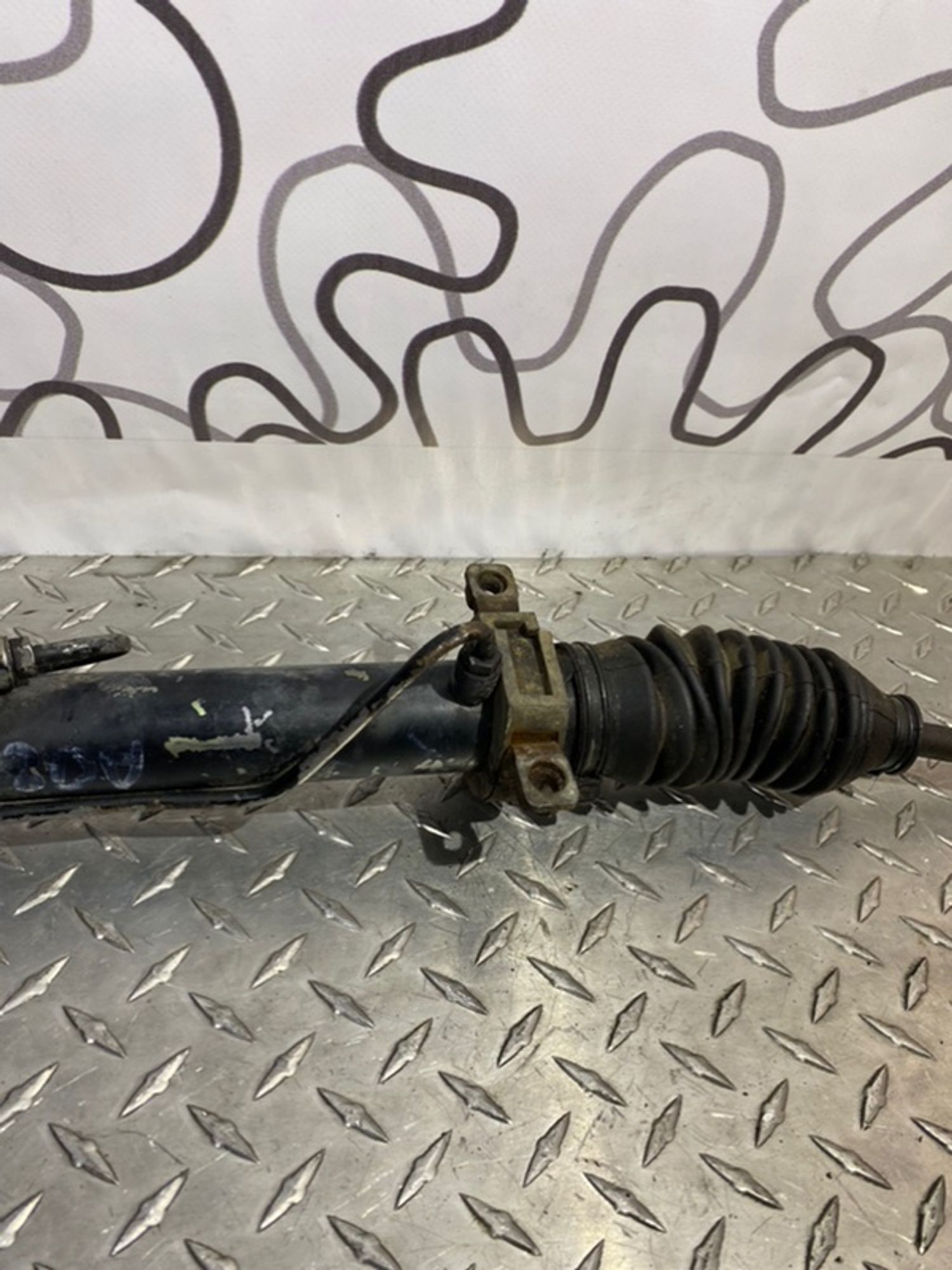 https://gcs.partsauto.market/rn-stockpro.appspot.com/thmbs/09666ac43eaebd93bcda7818c490e81d/c2799b15ee9bc97a135456386f10f9ac/9df9c171b3276d17684f94982e0bcedf.jpg