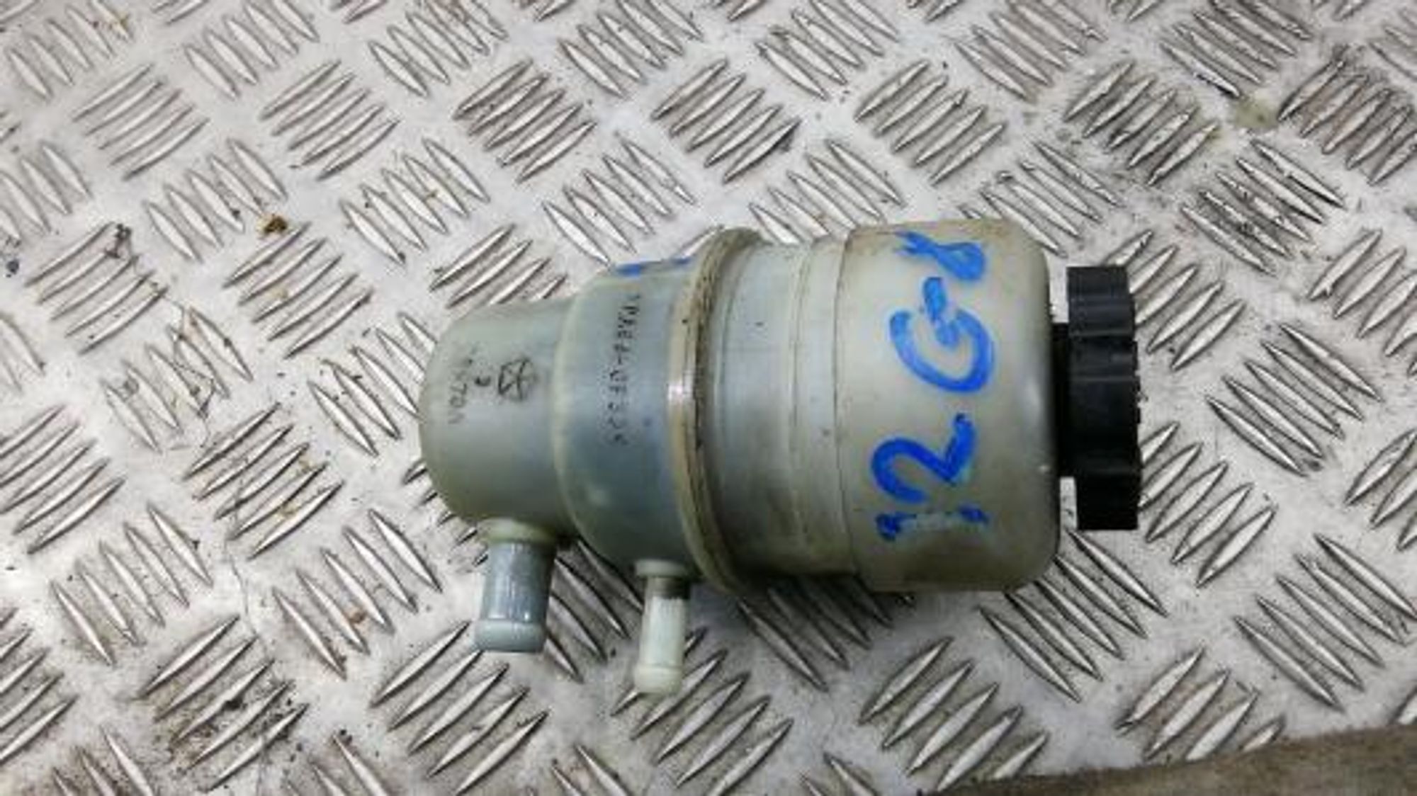 https://gcs.partsauto.market/rn-stockpro.appspot.com/thmbs/0bf748f976a0404ebfba497410f09b0c/04c67a0e799f185049bf70a37341dbb6/54c8ad75d529d4e6549675671c6c3159.jpg