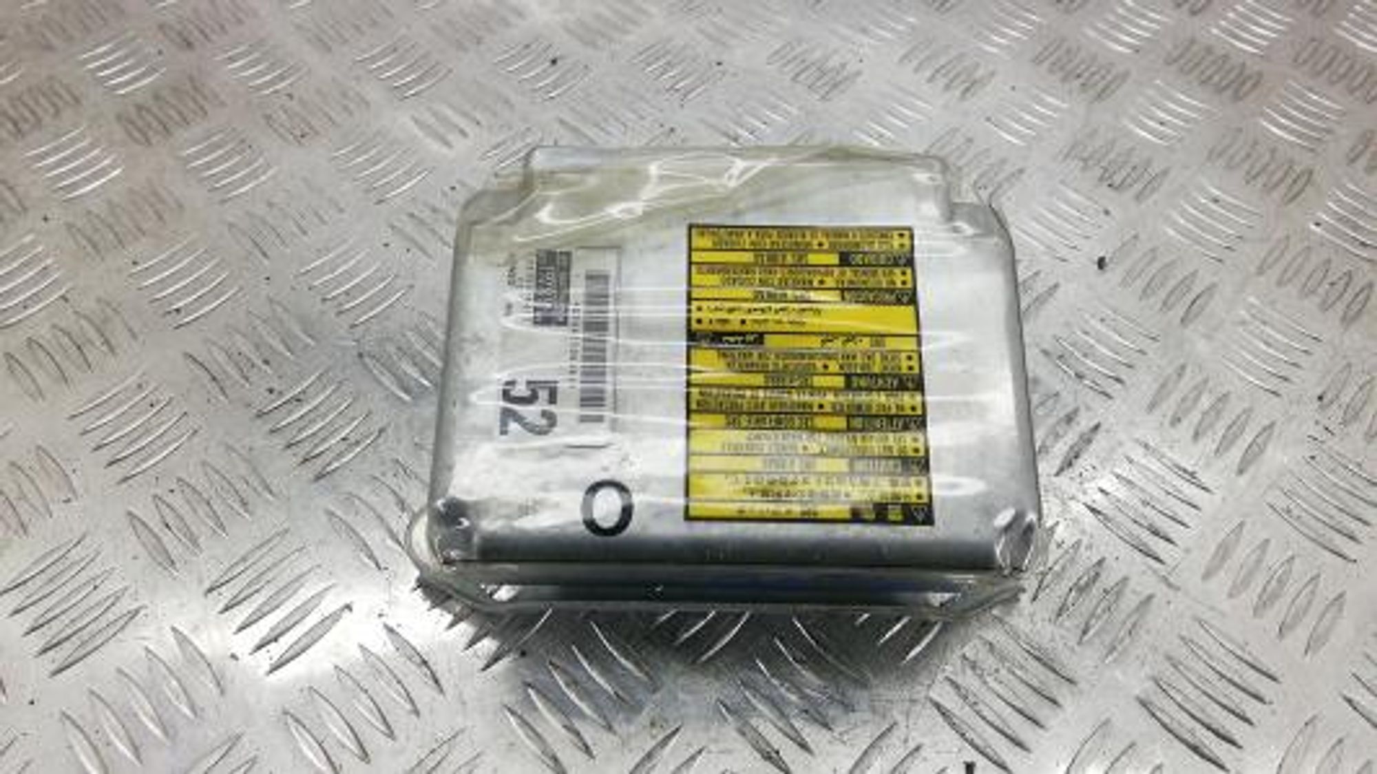 https://gcs.partsauto.market/rn-stockpro.appspot.com/thmbs/0bf748f976a0404ebfba497410f09b0c/1172e9b670d31944a2d904809ea1087d/4bf77959edd94cec402a3b7299823322.jpg