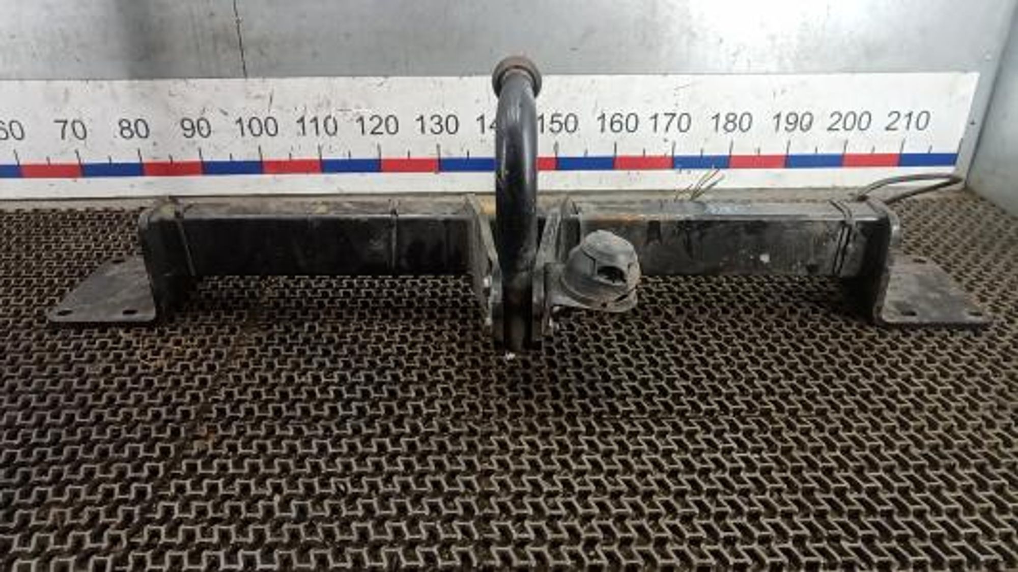 https://gcs.partsauto.market/rn-stockpro.appspot.com/thmbs/0bf748f976a0404ebfba497410f09b0c/1396e764bdf25cdd19937550c2eee965/53f73544dcab007a395c9bbd6b34263d.jpg