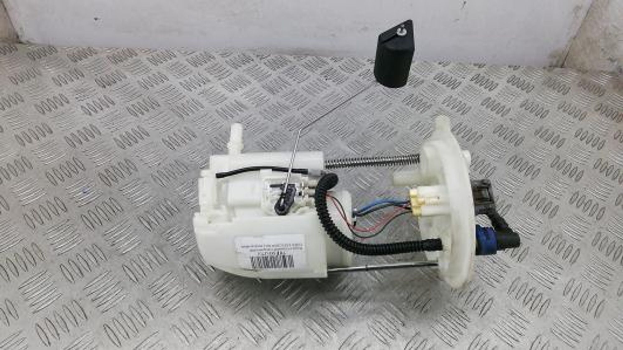 https://gcs.partsauto.market/rn-stockpro.appspot.com/thmbs/0bf748f976a0404ebfba497410f09b0c/16ae890e9b465c814b31bff6abfb8425/5019fff1edf15f698d1337f69e9158e2.jpg
