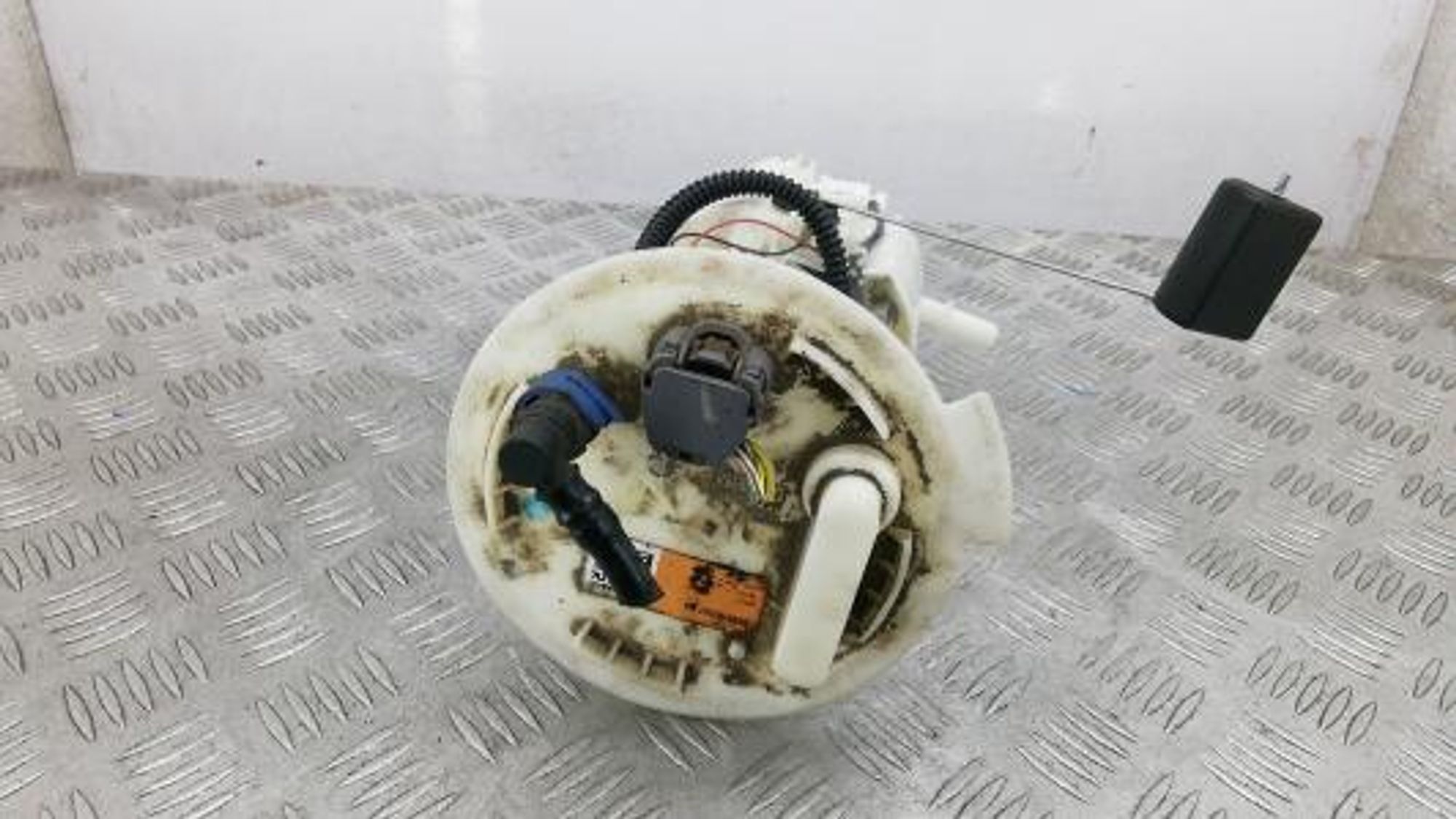 https://gcs.partsauto.market/rn-stockpro.appspot.com/thmbs/0bf748f976a0404ebfba497410f09b0c/16ae890e9b465c814b31bff6abfb8425/57f0f970c9fcb502f47b217aad50348c.jpg