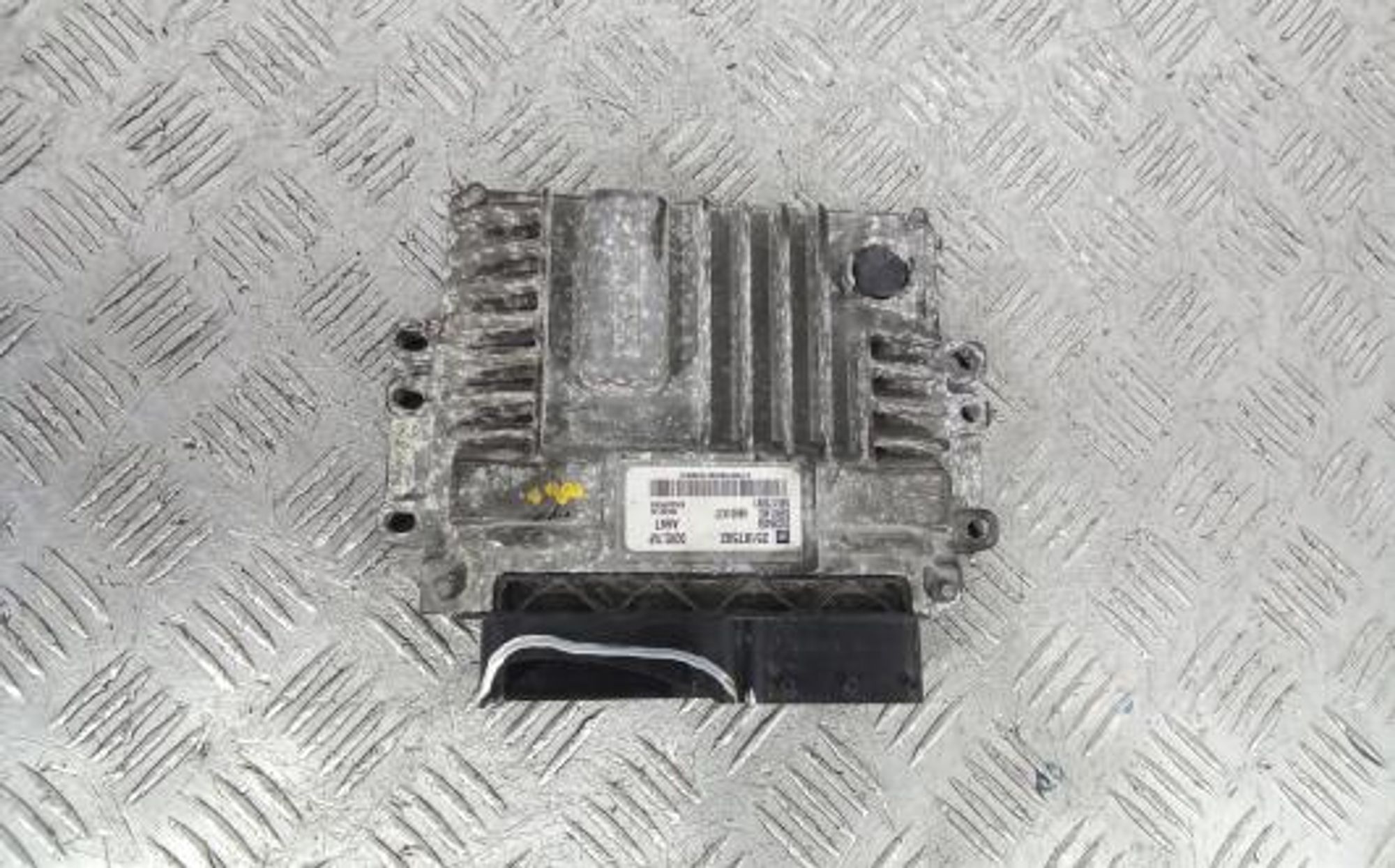 https://gcs.partsauto.market/rn-stockpro.appspot.com/thmbs/0bf748f976a0404ebfba497410f09b0c/1ad2d137fd969c222c6d3e6e36dded98/648d94cd323a751c04aad1c03c682baf.jpg