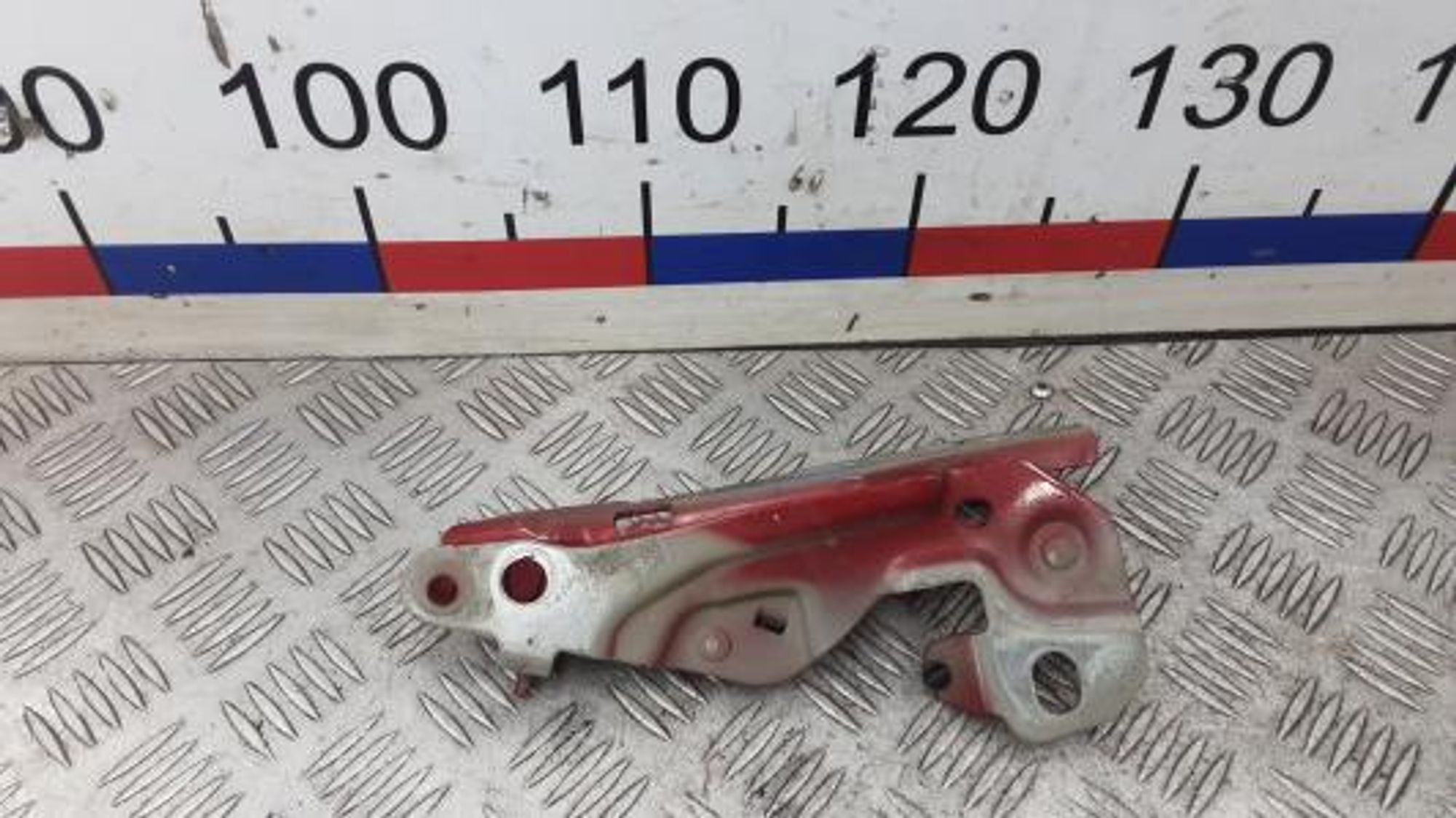 https://gcs.partsauto.market/rn-stockpro.appspot.com/thmbs/0bf748f976a0404ebfba497410f09b0c/1b2c1751064e198c961ad2c58f51f31e/b397a9648029a3c541045cc52e847838.jpg