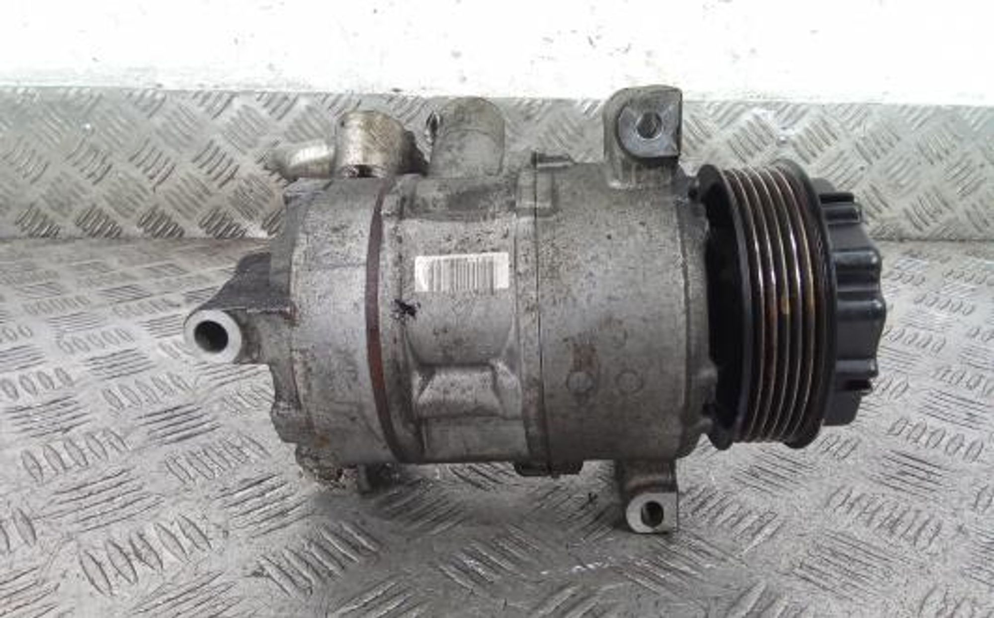 https://gcs.partsauto.market/rn-stockpro.appspot.com/thmbs/0bf748f976a0404ebfba497410f09b0c/1d80ff814a594477d27a63dc0fd92fa2/2d07acbd13425fa62812a4b62ebdd802.jpg