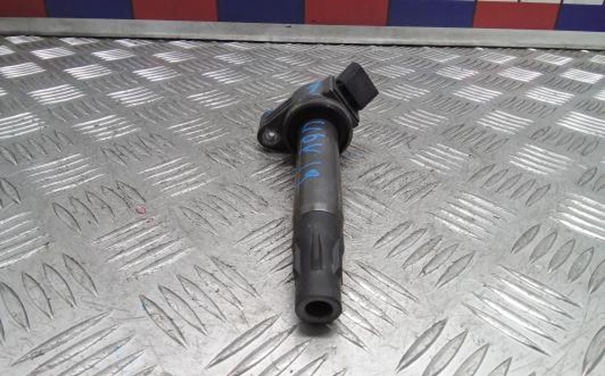 https://gcs.partsauto.market/rn-stockpro.appspot.com/thmbs/0bf748f976a0404ebfba497410f09b0c/1f97b2cdfc7f0cd365270669a1122f2c/e08484dd6ce1bd032ea422d13ad3b43e.jpg