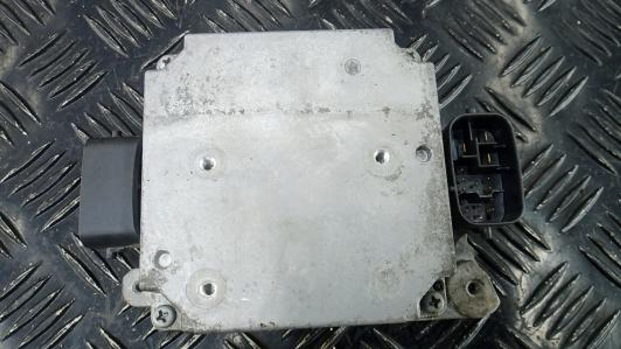 https://gcs.partsauto.market/rn-stockpro.appspot.com/thmbs/0bf748f976a0404ebfba497410f09b0c/25d67d41f265a4ffe9e8c6a82f0c48dd/b3210ca8ce3c27504ca94b74d7b52560.jpg