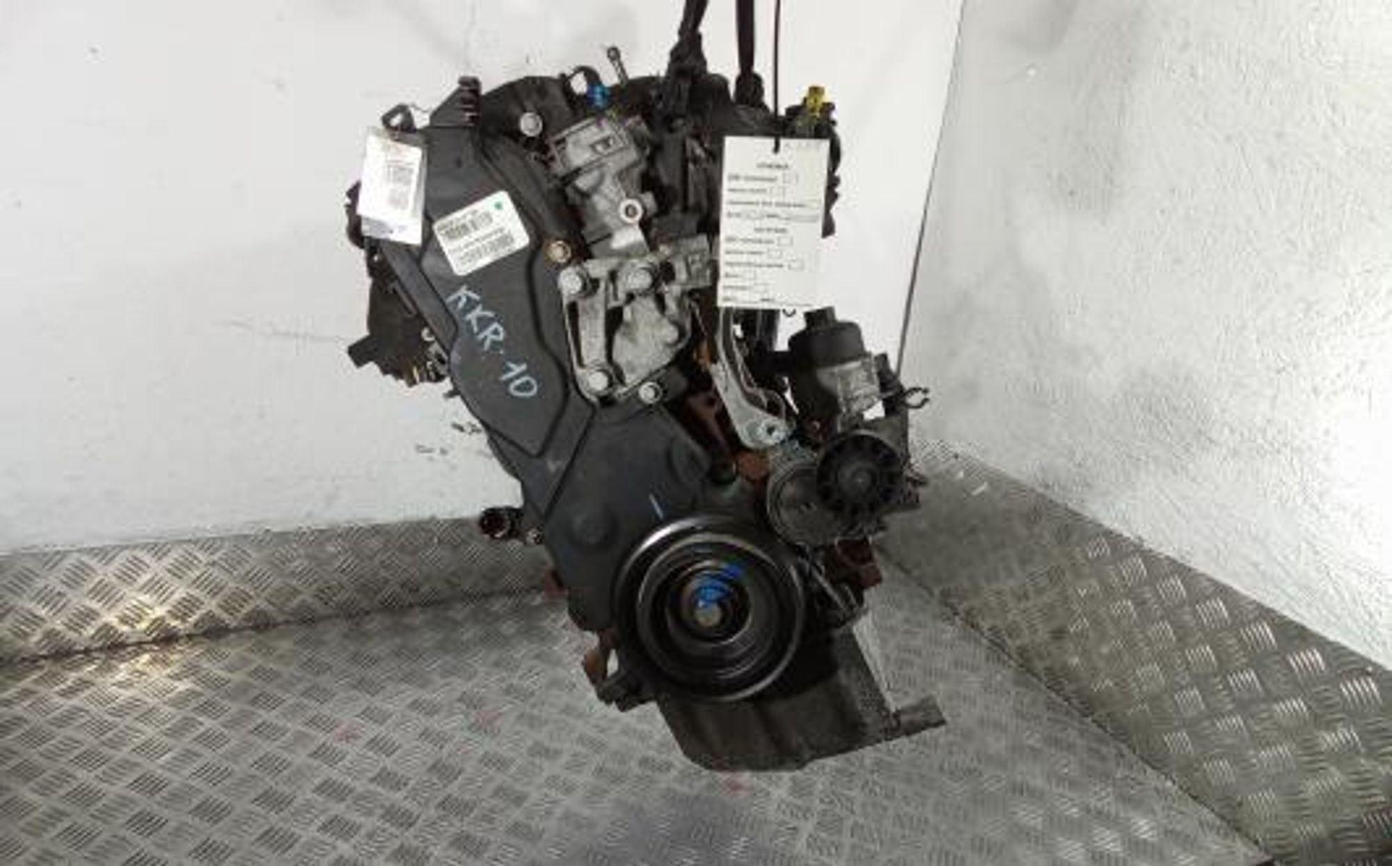 https://gcs.partsauto.market/rn-stockpro.appspot.com/thmbs/0bf748f976a0404ebfba497410f09b0c/299e2f4f40b7a585eb9dfeb2221fe071/7b45f20f22352e3a15d8f53830c259e0.jpg