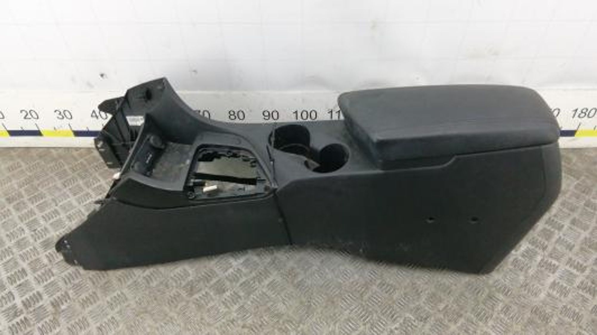 https://gcs.partsauto.market/rn-stockpro.appspot.com/thmbs/0bf748f976a0404ebfba497410f09b0c/321b549f66193c6259850fe6fcafcabb/9be02b12b8316f43ff1e0b5963935bc9.jpg