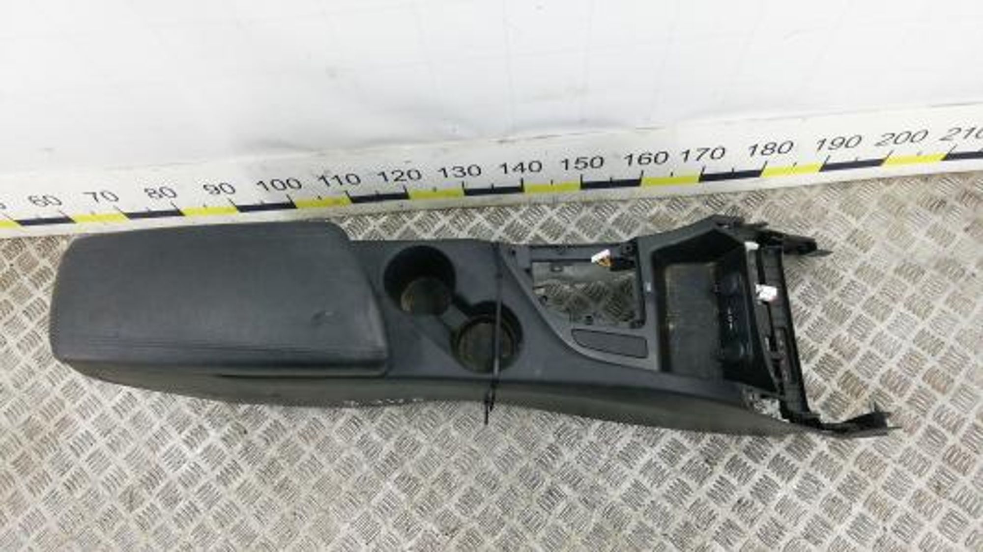 https://gcs.partsauto.market/rn-stockpro.appspot.com/thmbs/0bf748f976a0404ebfba497410f09b0c/321b549f66193c6259850fe6fcafcabb/b5f55848d8899de2538db1761db7b580.jpg