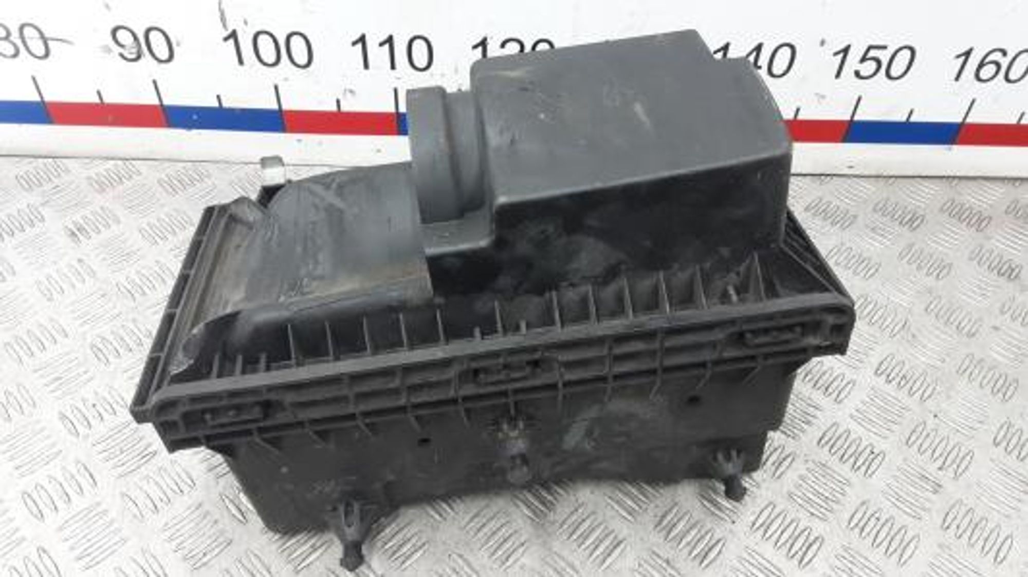 https://gcs.partsauto.market/rn-stockpro.appspot.com/thmbs/0bf748f976a0404ebfba497410f09b0c/442164d69a6f5e9e02093d3dc1390316/2c7c28b05dfce24fe0018d910e096255.jpg