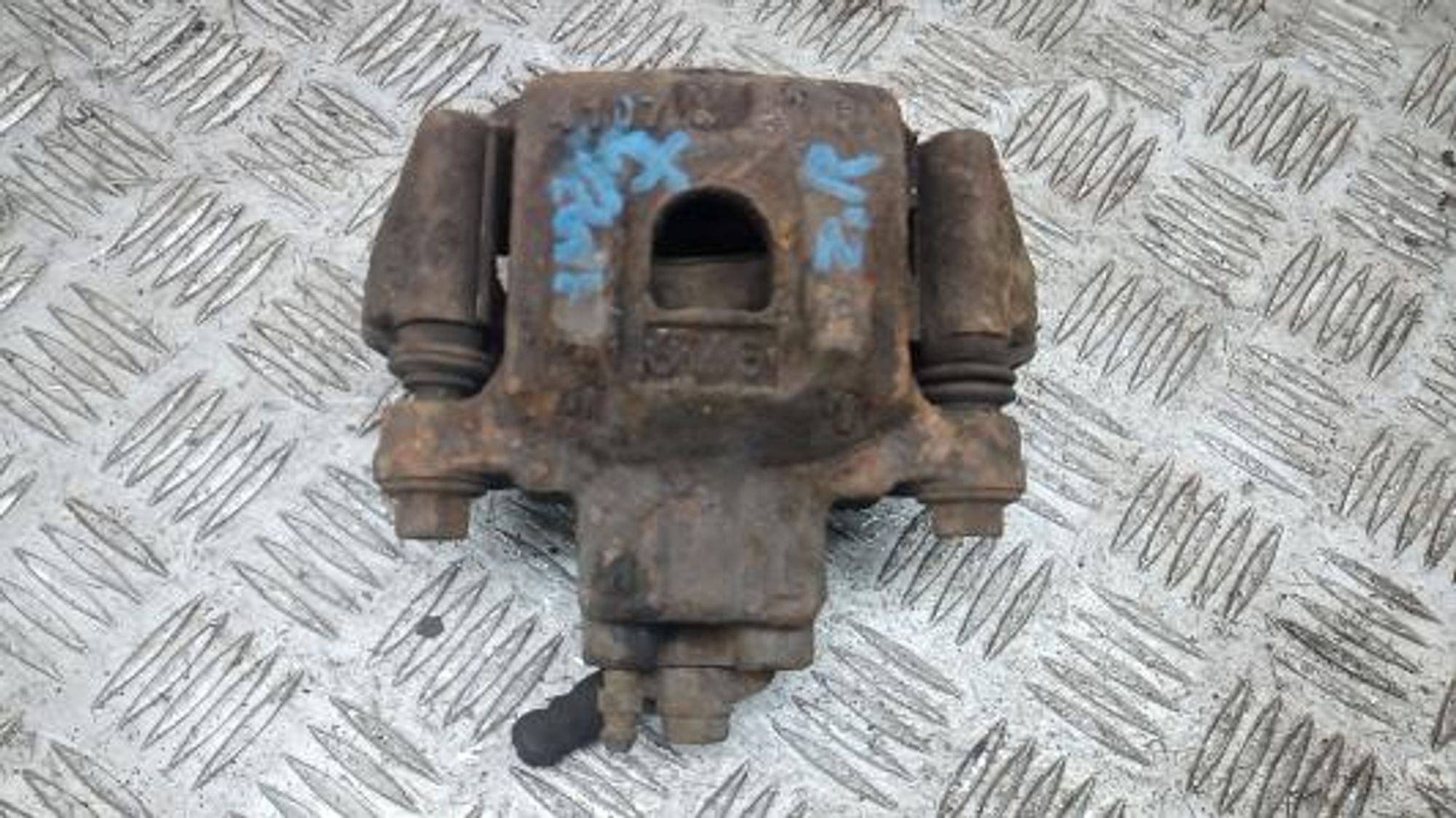 https://gcs.partsauto.market/rn-stockpro.appspot.com/thmbs/0bf748f976a0404ebfba497410f09b0c/456687d902988de3fda5be7d58acd647/2d41d798622e28df373b95edfac3263a.jpg