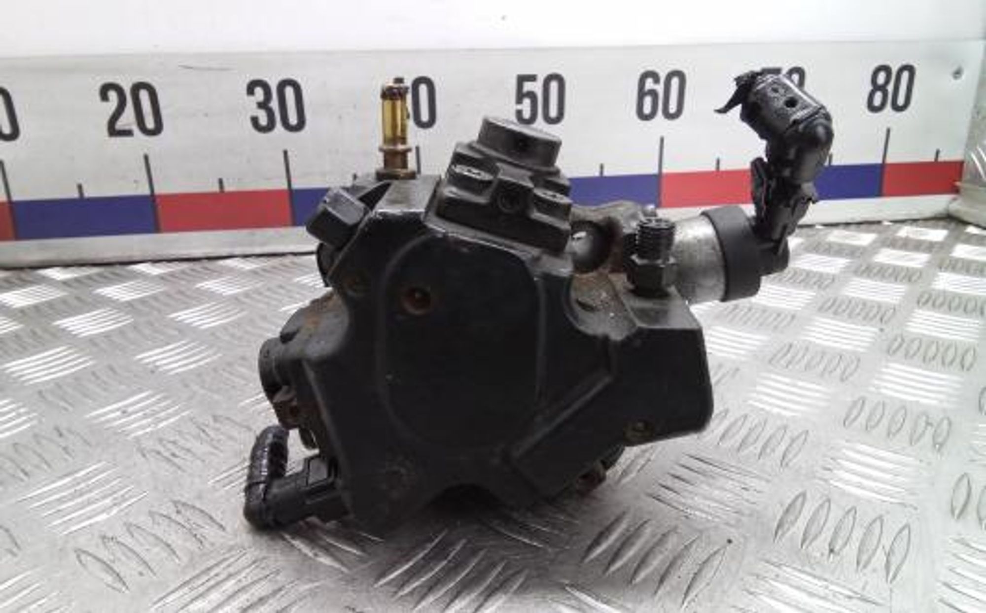 https://gcs.partsauto.market/rn-stockpro.appspot.com/thmbs/0bf748f976a0404ebfba497410f09b0c/5d97db3d8f28244e5991d9de3931b62a/8c9c25ea40e6daf2370065de9c2e7b6d.jpg