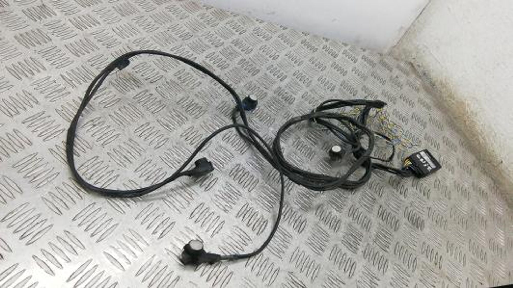 https://gcs.partsauto.market/rn-stockpro.appspot.com/thmbs/0bf748f976a0404ebfba497410f09b0c/625f27b35af55d99c7ad3ae6aff00cb2/12548a3d8da355c632aa41be59539961.jpg