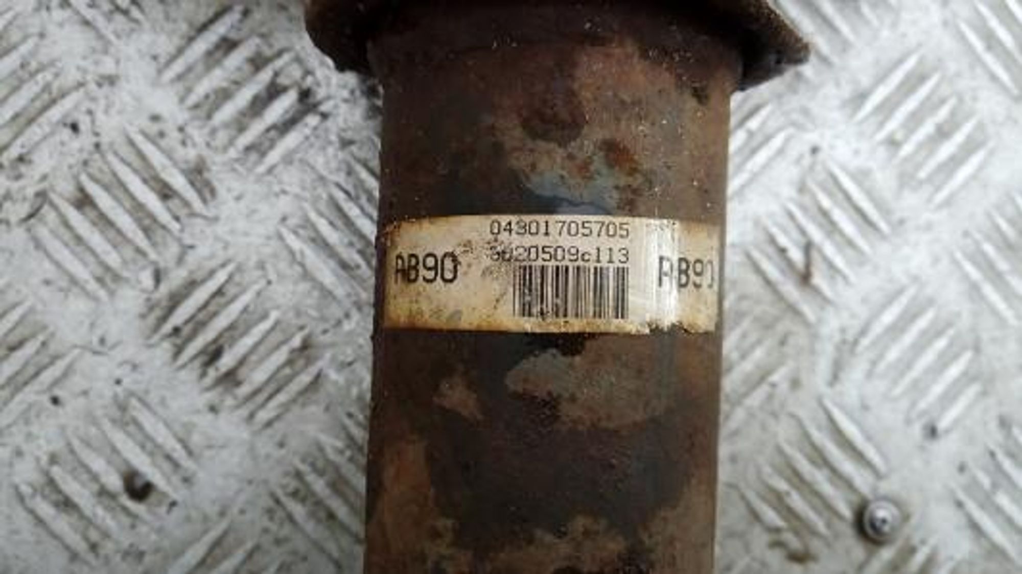 https://gcs.partsauto.market/rn-stockpro.appspot.com/thmbs/0bf748f976a0404ebfba497410f09b0c/6809b12b6001f813758bcd35899254e1/8e3adbeb2938ee12096caf3ab3207229.jpg