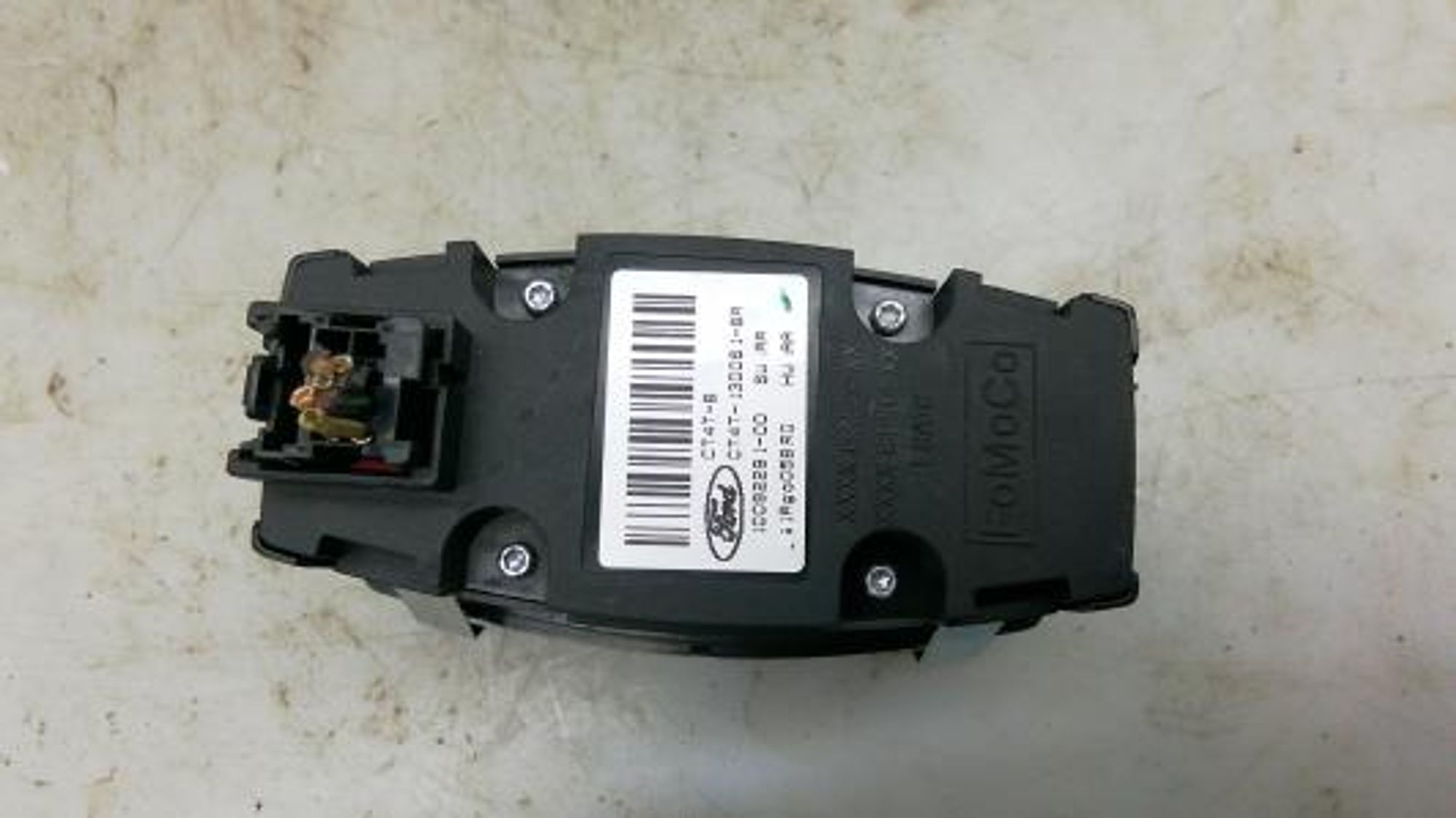 https://gcs.partsauto.market/rn-stockpro.appspot.com/thmbs/0bf748f976a0404ebfba497410f09b0c/73de71c77503a1d19c6d1df4c1b26ff4/04677fe0304ad8a11ed17ec11ae28bb3.jpg