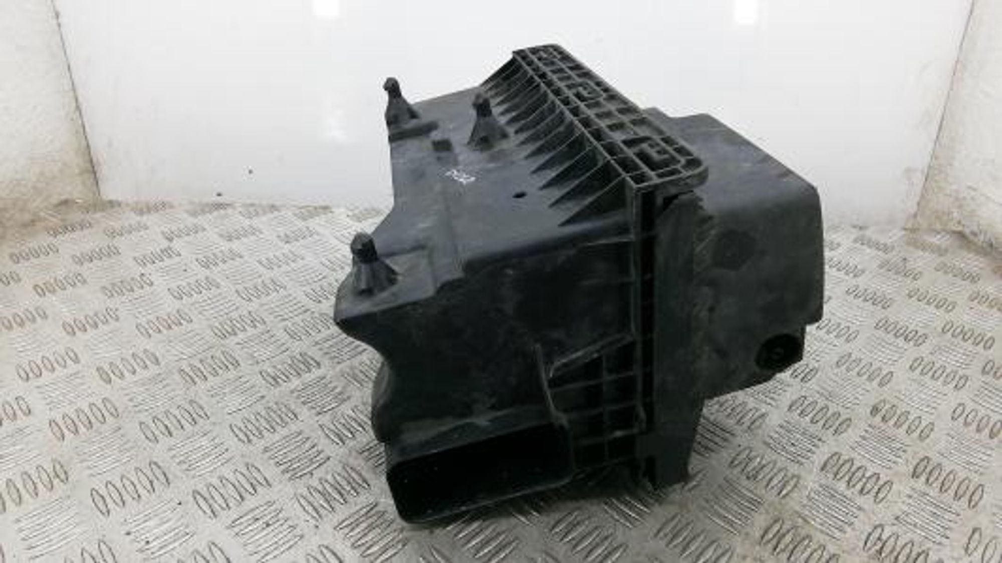 https://gcs.partsauto.market/rn-stockpro.appspot.com/thmbs/0bf748f976a0404ebfba497410f09b0c/7b18cca521bfc7a1faadbe400f9b5e03/3548df507f45e88c1c70804f2980b88d.jpg