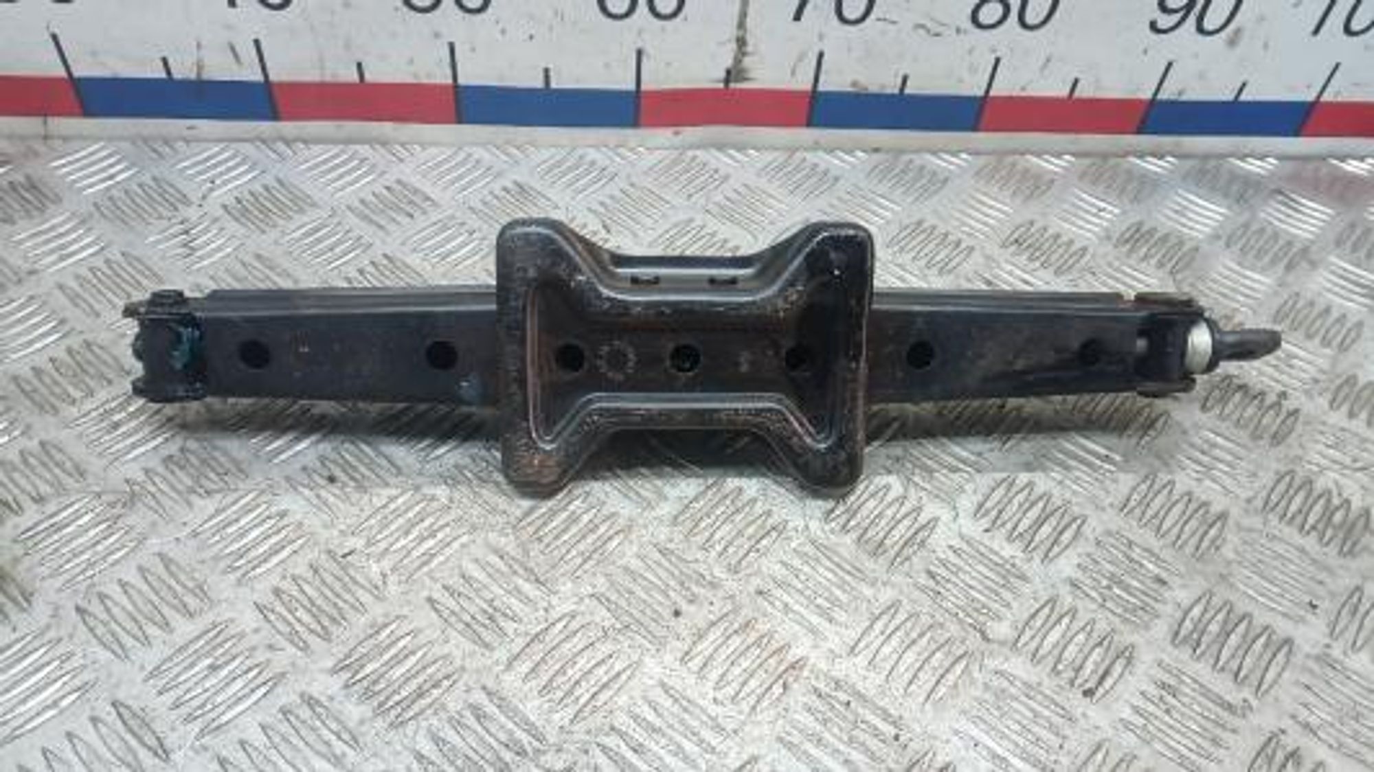https://gcs.partsauto.market/rn-stockpro.appspot.com/thmbs/0bf748f976a0404ebfba497410f09b0c/9846fc361839e611cc33f8f311bba0f4/3e118c4207a7b5cd61a30e305cbc11cf.jpg
