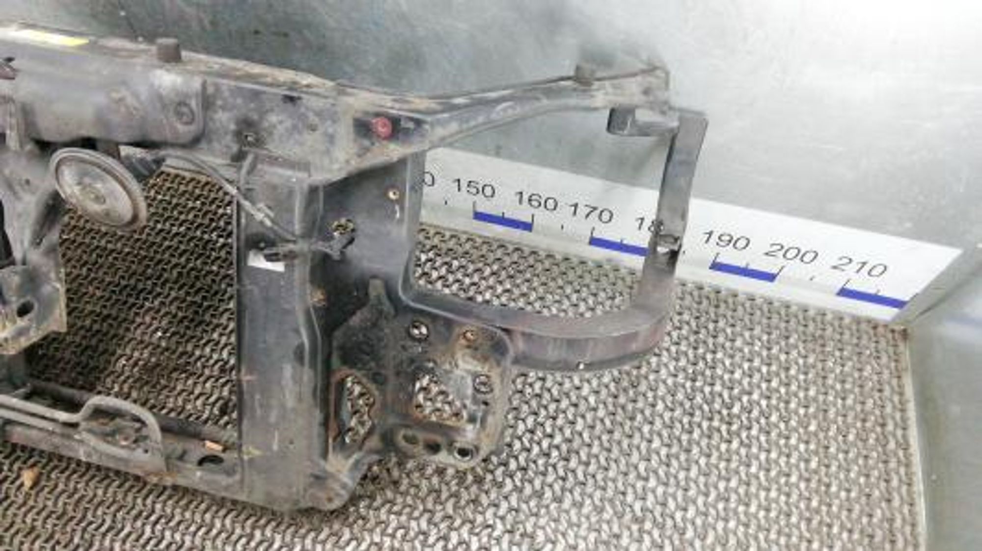 https://gcs.partsauto.market/rn-stockpro.appspot.com/thmbs/0bf748f976a0404ebfba497410f09b0c/9969e38672a331e141b32759a5b861d3/983ece16a00967ab506fa8509a765122.jpg