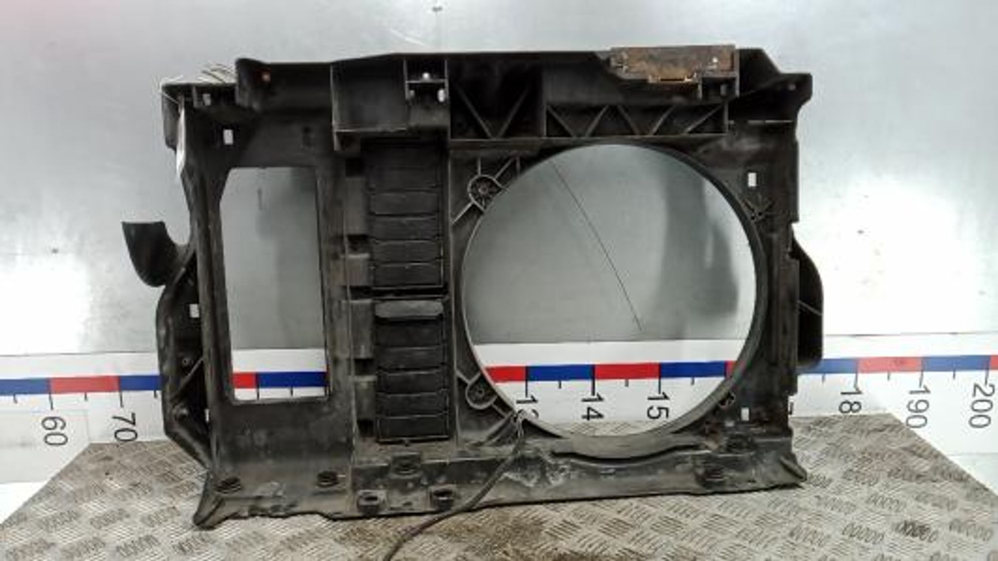 https://gcs.partsauto.market/rn-stockpro.appspot.com/thmbs/0bf748f976a0404ebfba497410f09b0c/a77274060306e1a162f8a22f78cea77e/a305aacc4a7246d64020ca68d474da56.jpg