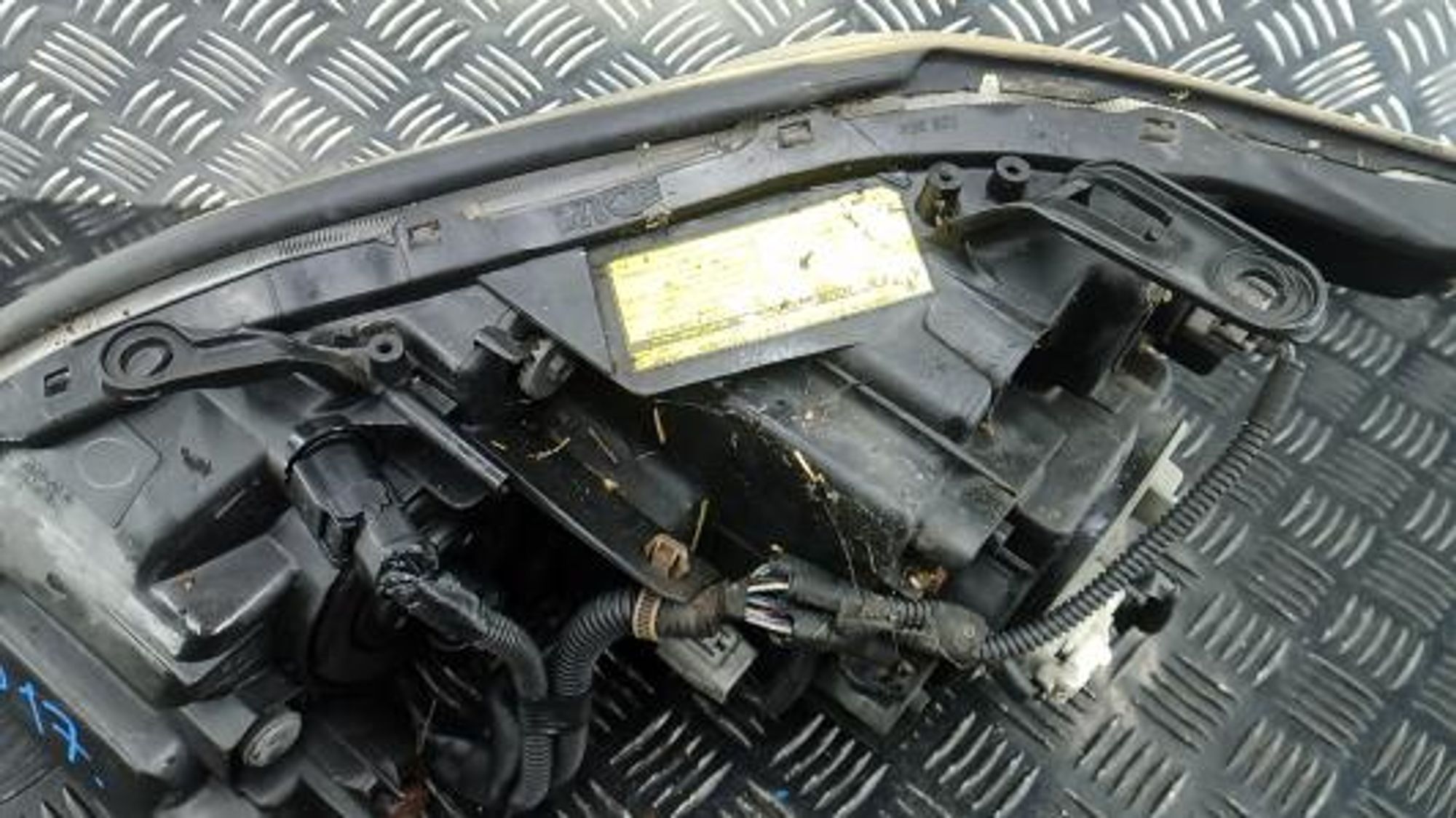https://gcs.partsauto.market/rn-stockpro.appspot.com/thmbs/0bf748f976a0404ebfba497410f09b0c/a8d027e572a2de2c5824a11e0bb19844/08cd732f6573a186dd952ece44adec57.jpg