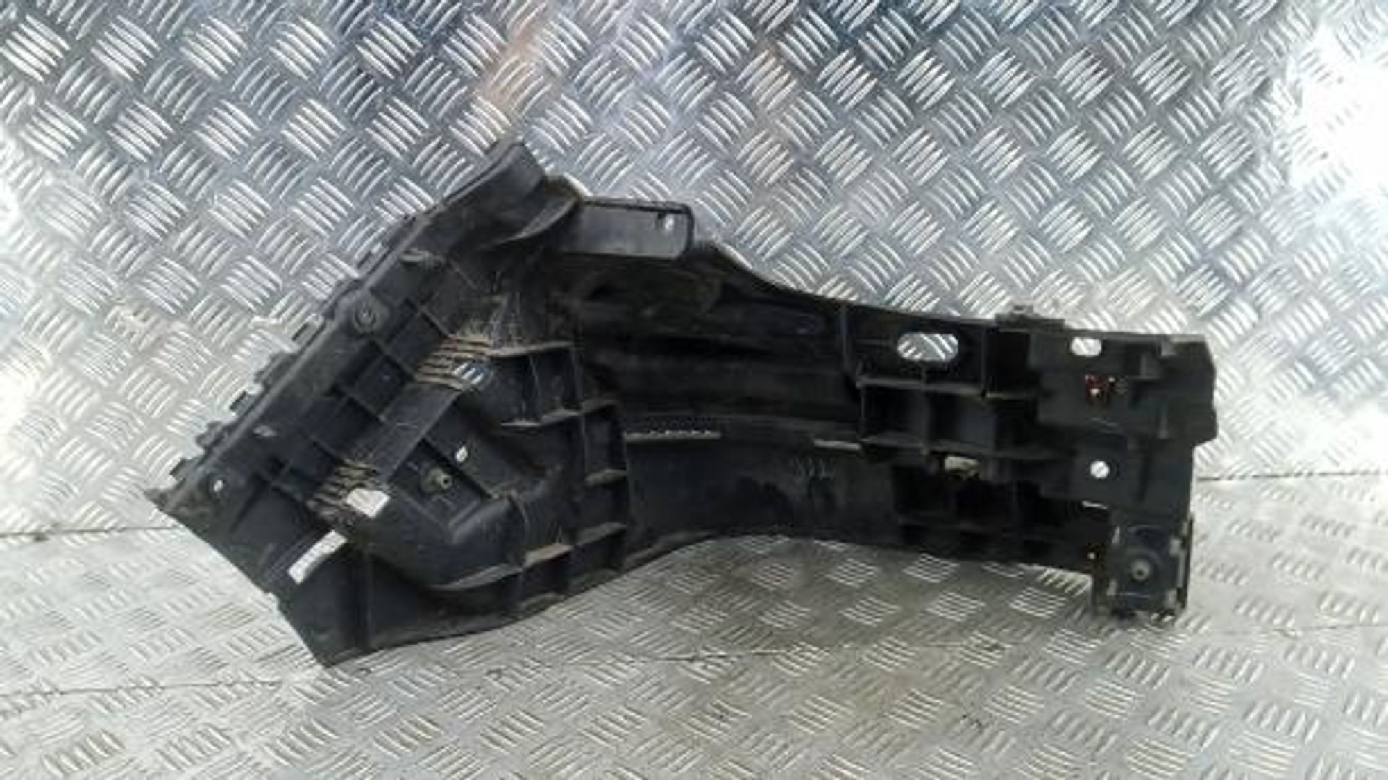 https://gcs.partsauto.market/rn-stockpro.appspot.com/thmbs/0bf748f976a0404ebfba497410f09b0c/bb5d83965cd8dade2d8a6445160ee92b/4cc4f96fe7f787d1fb5e9438cae38f4d.jpg